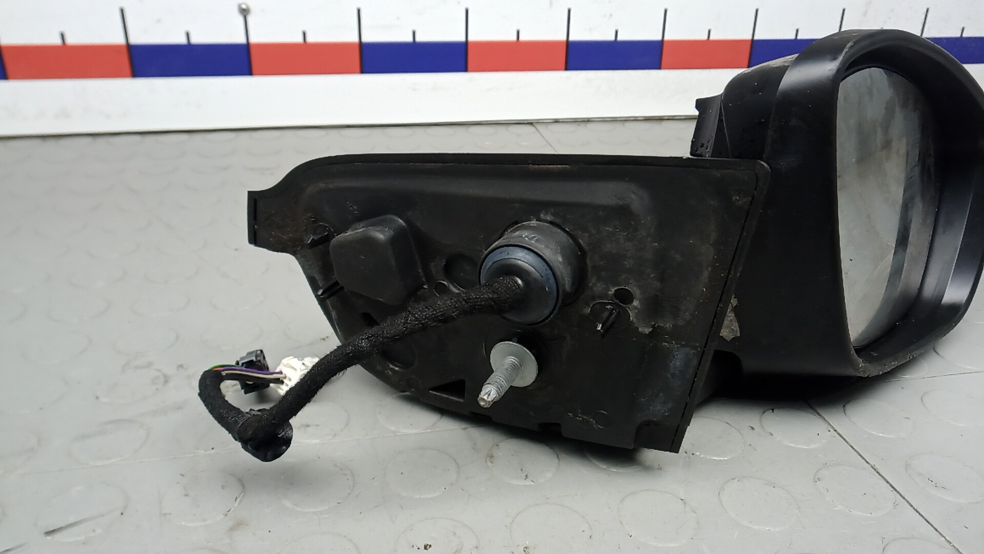 Зеркало правое электрическое