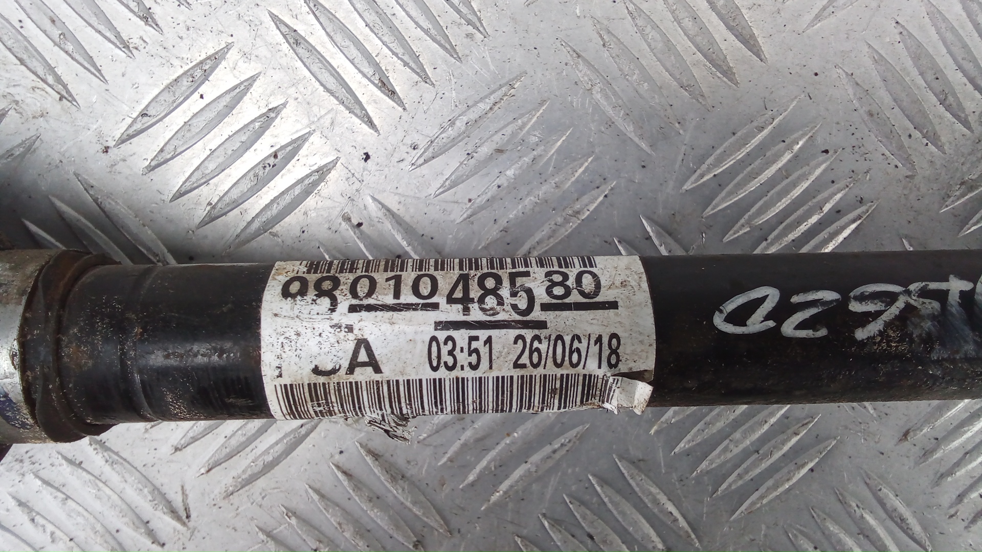 Полуось передняя левая