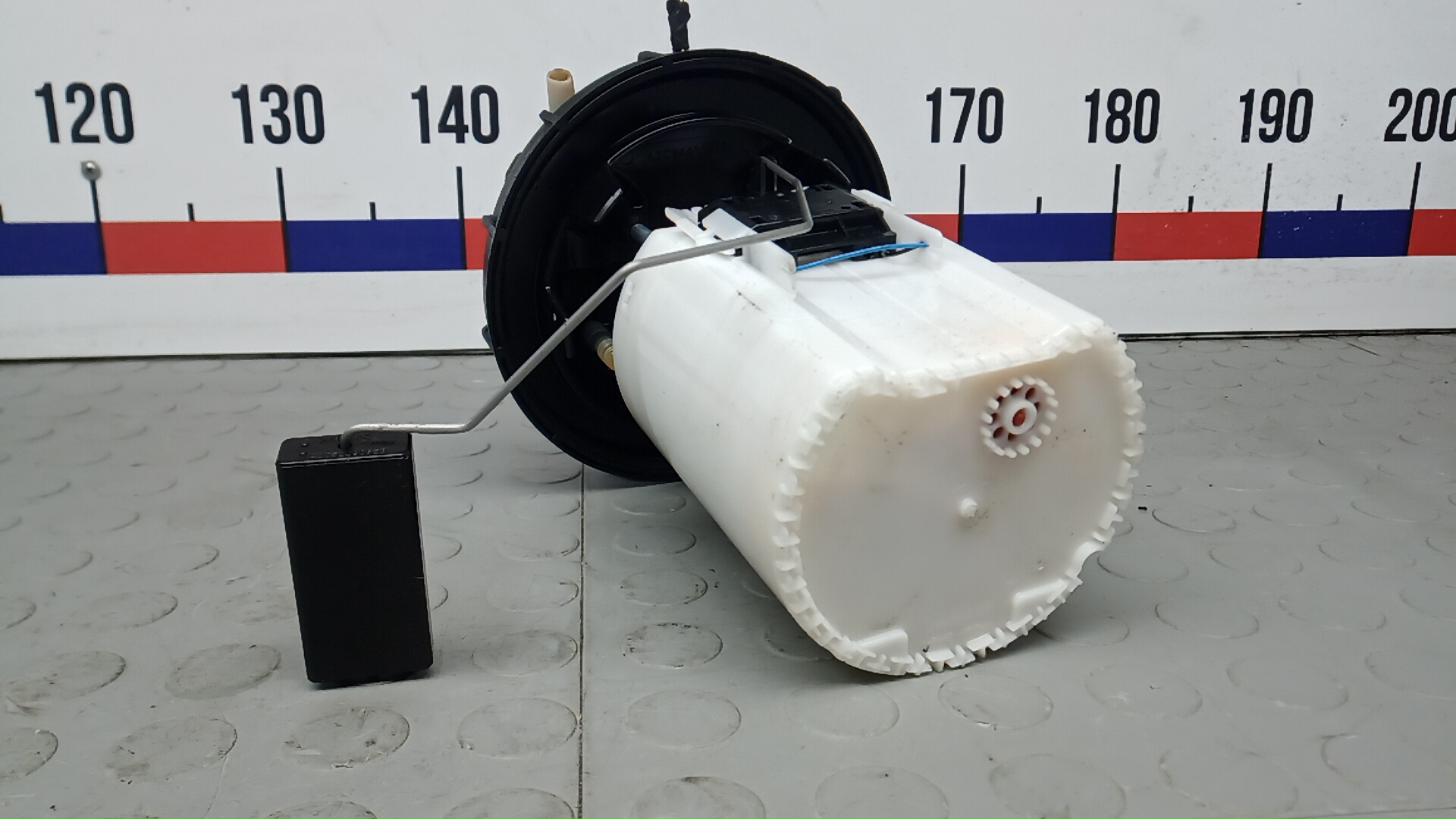 Насос топливный электрический