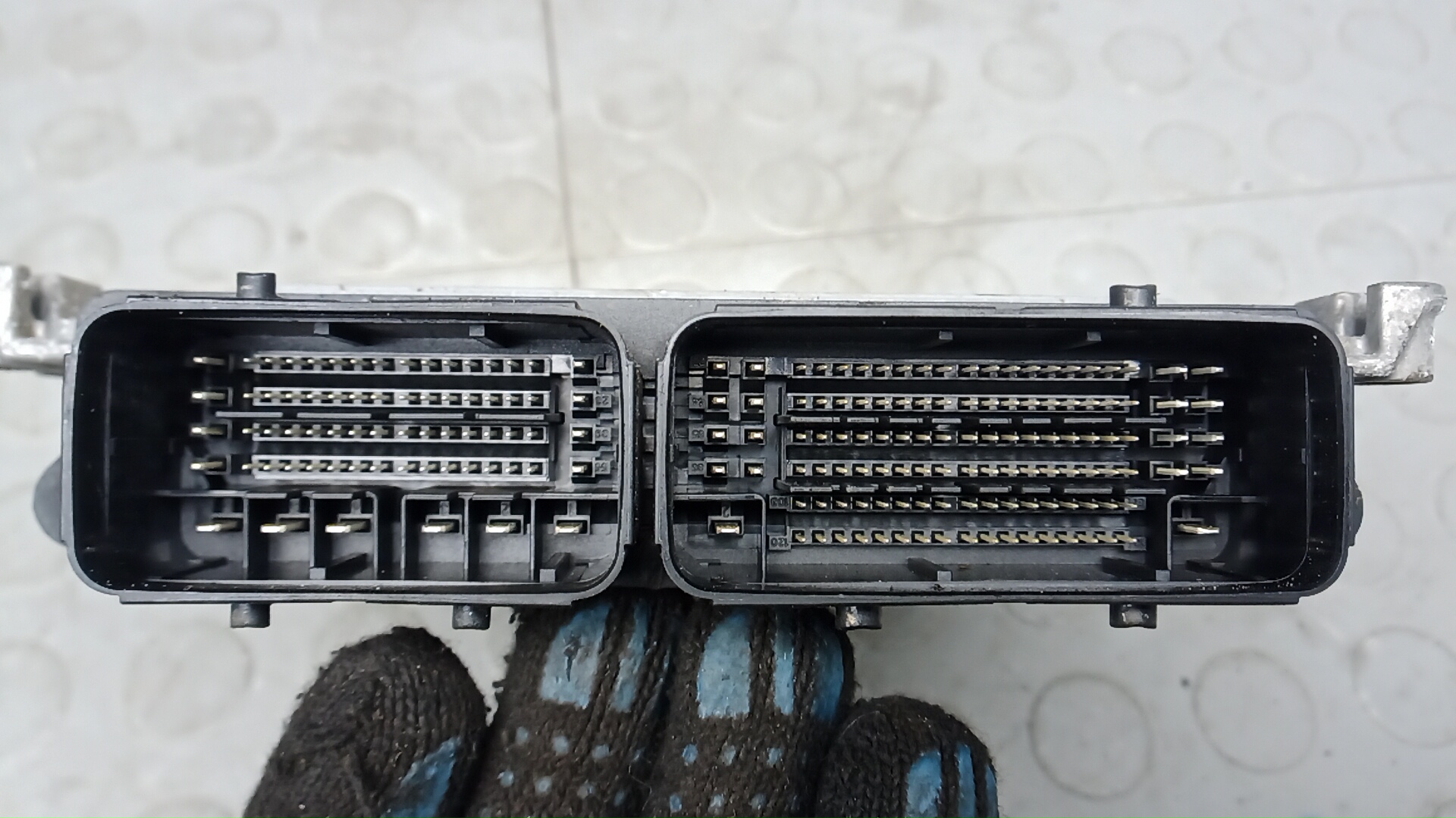 Блок управления двигателем