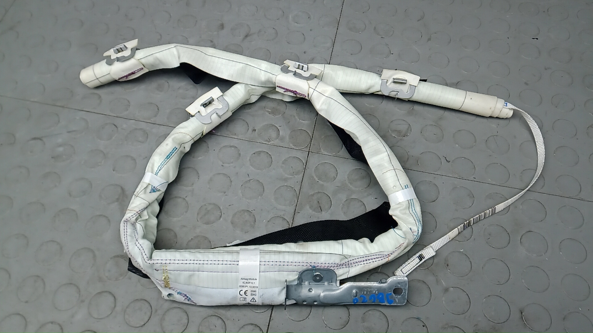 Подушка безопасности боковая (шторка)