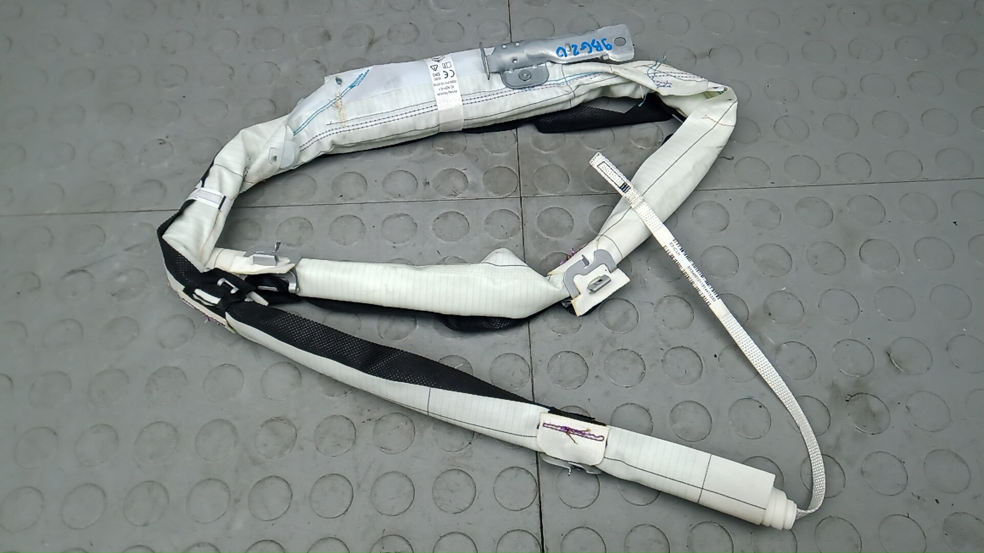 Подушка безопасности боковая (шторка)