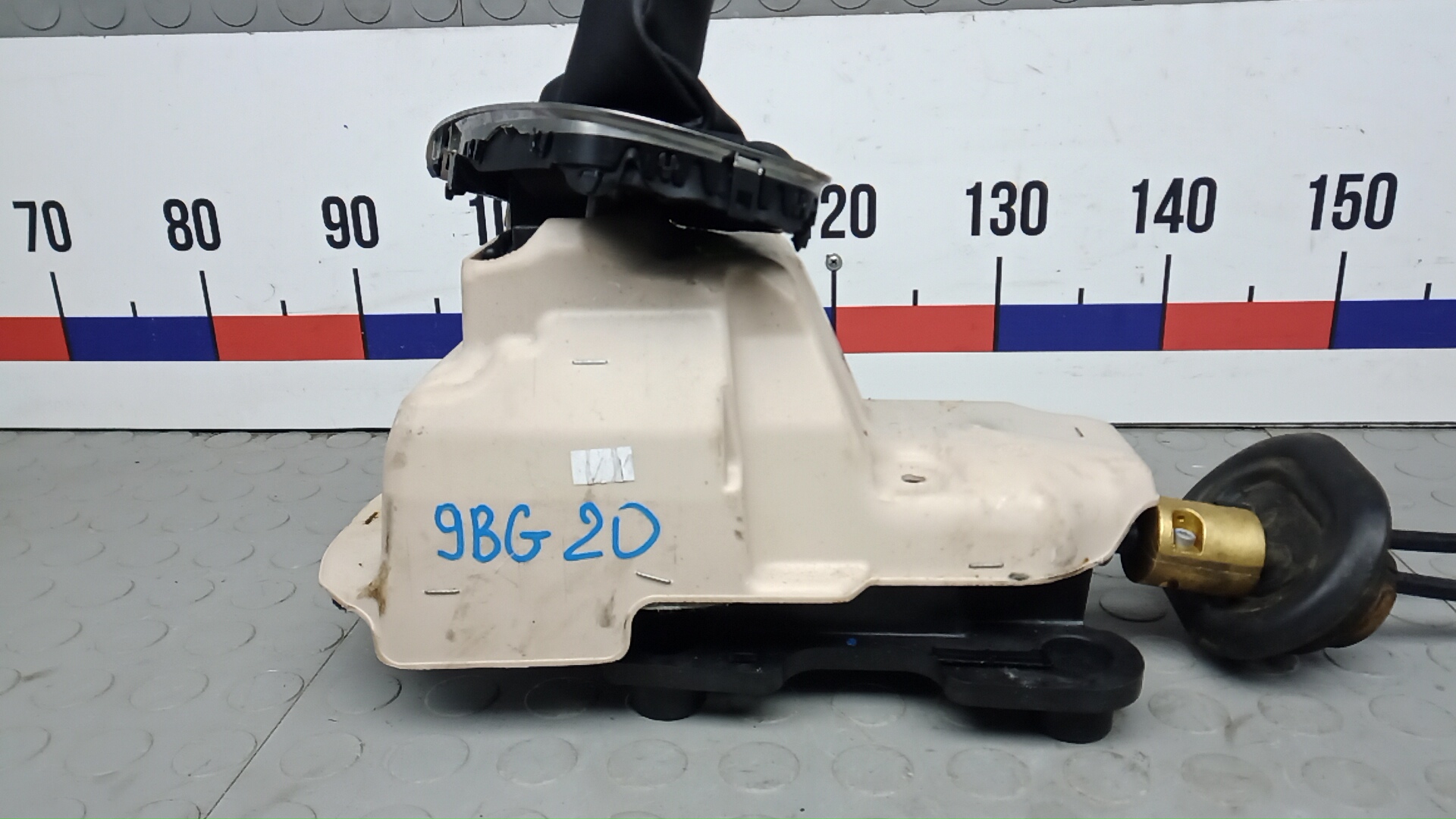 Кулиса МКПП / АКПП