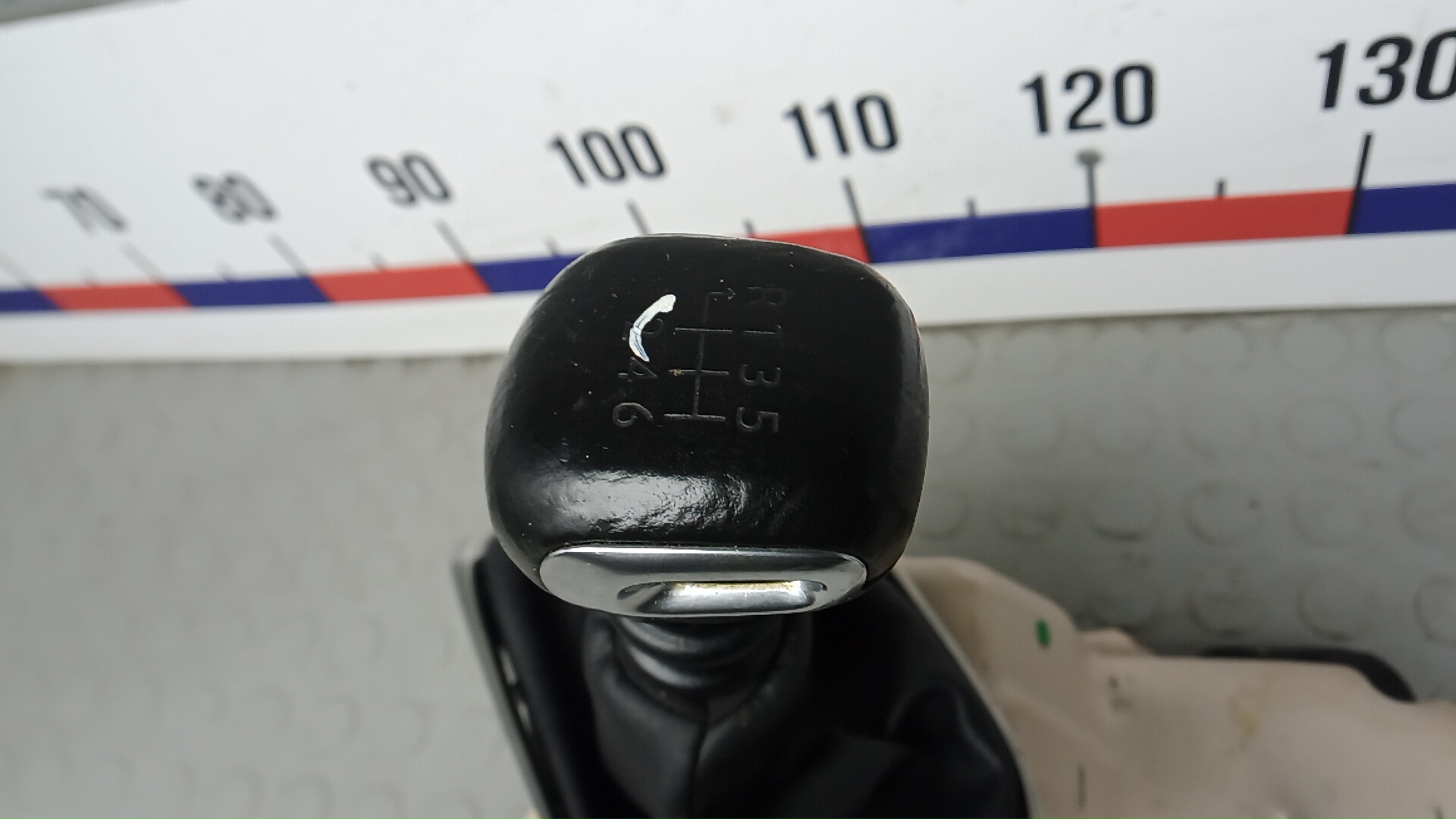 Кулиса МКПП / АКПП