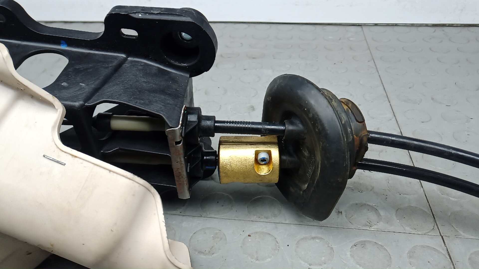 Кулиса МКПП / АКПП