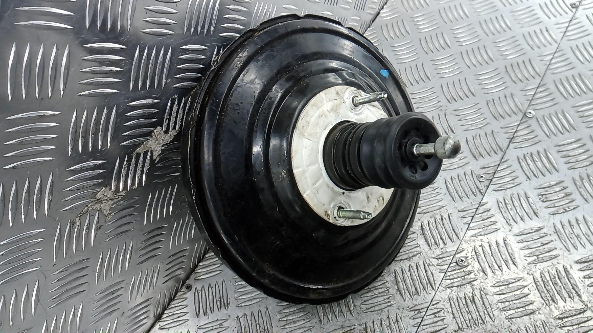 Усилитель тормозов вакуумный