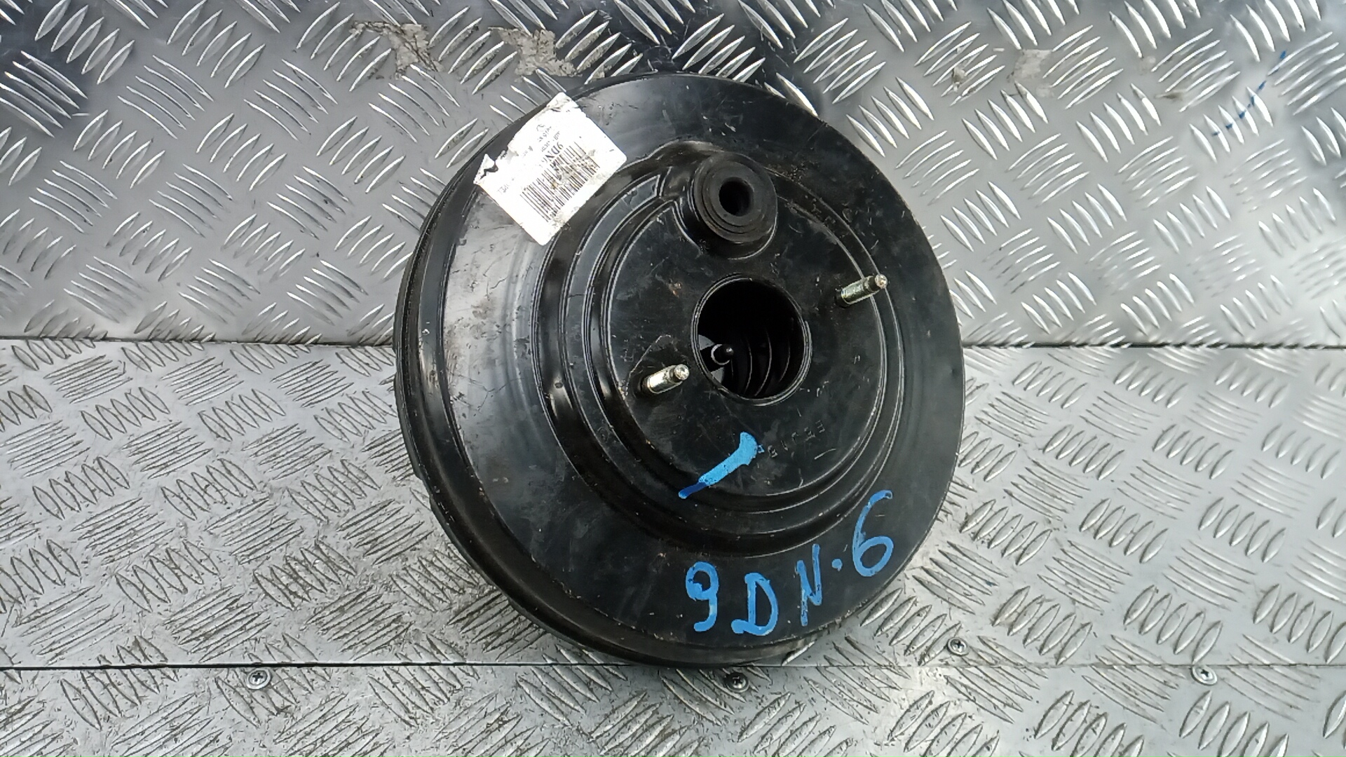 Усилитель тормозов вакуумный