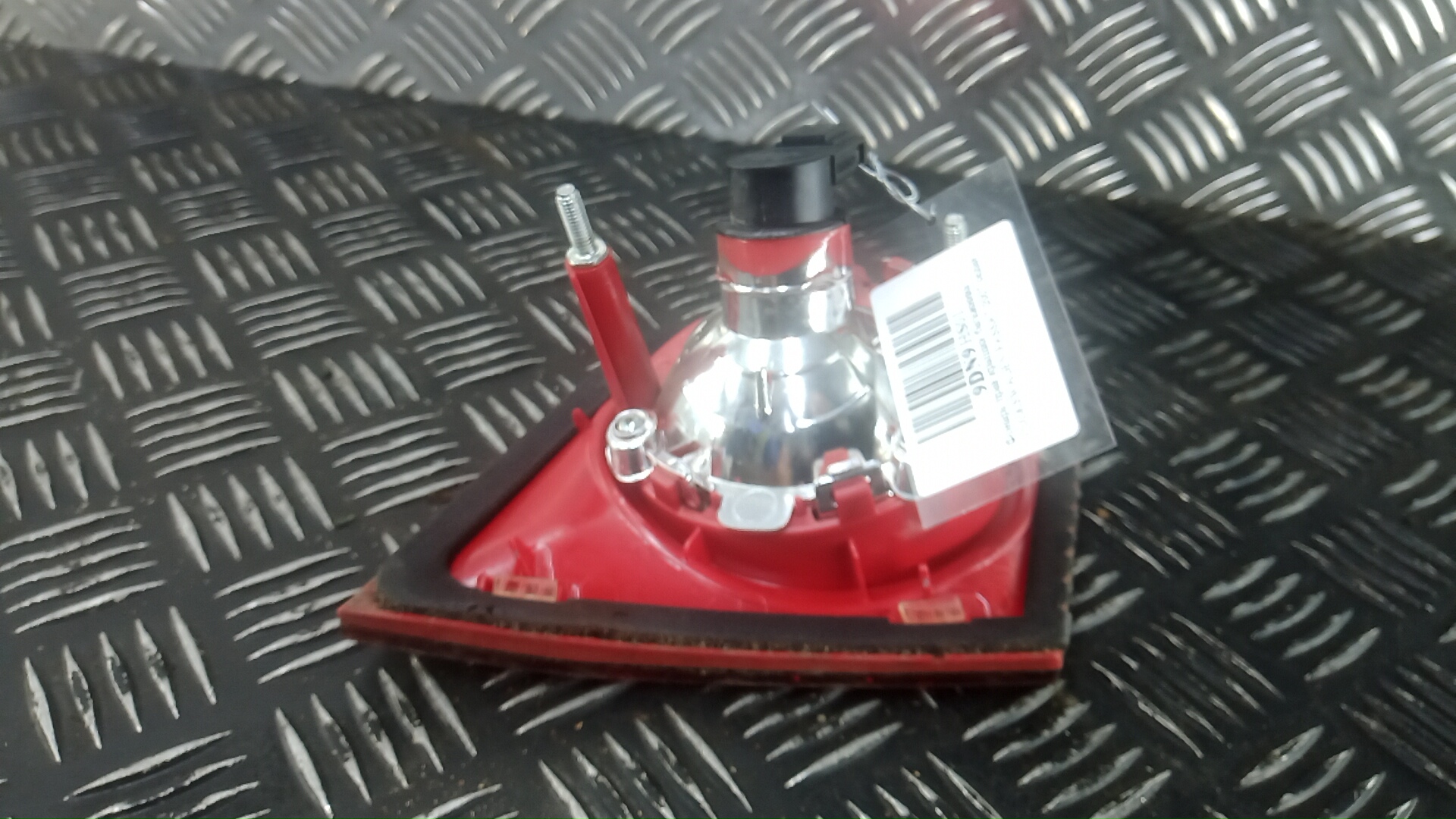 Фонарь задний внутренний правый