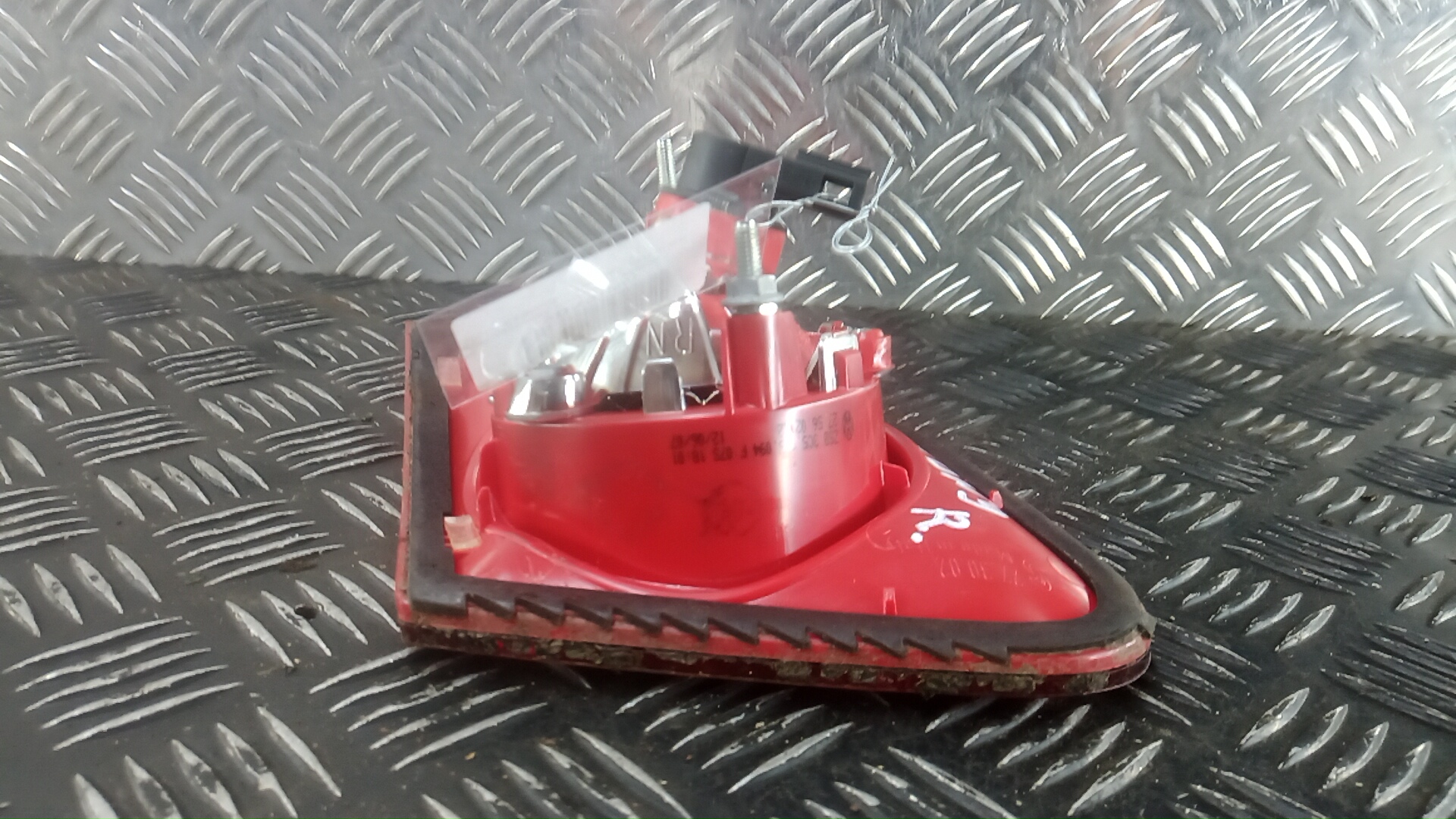 Фонарь задний внутренний правый