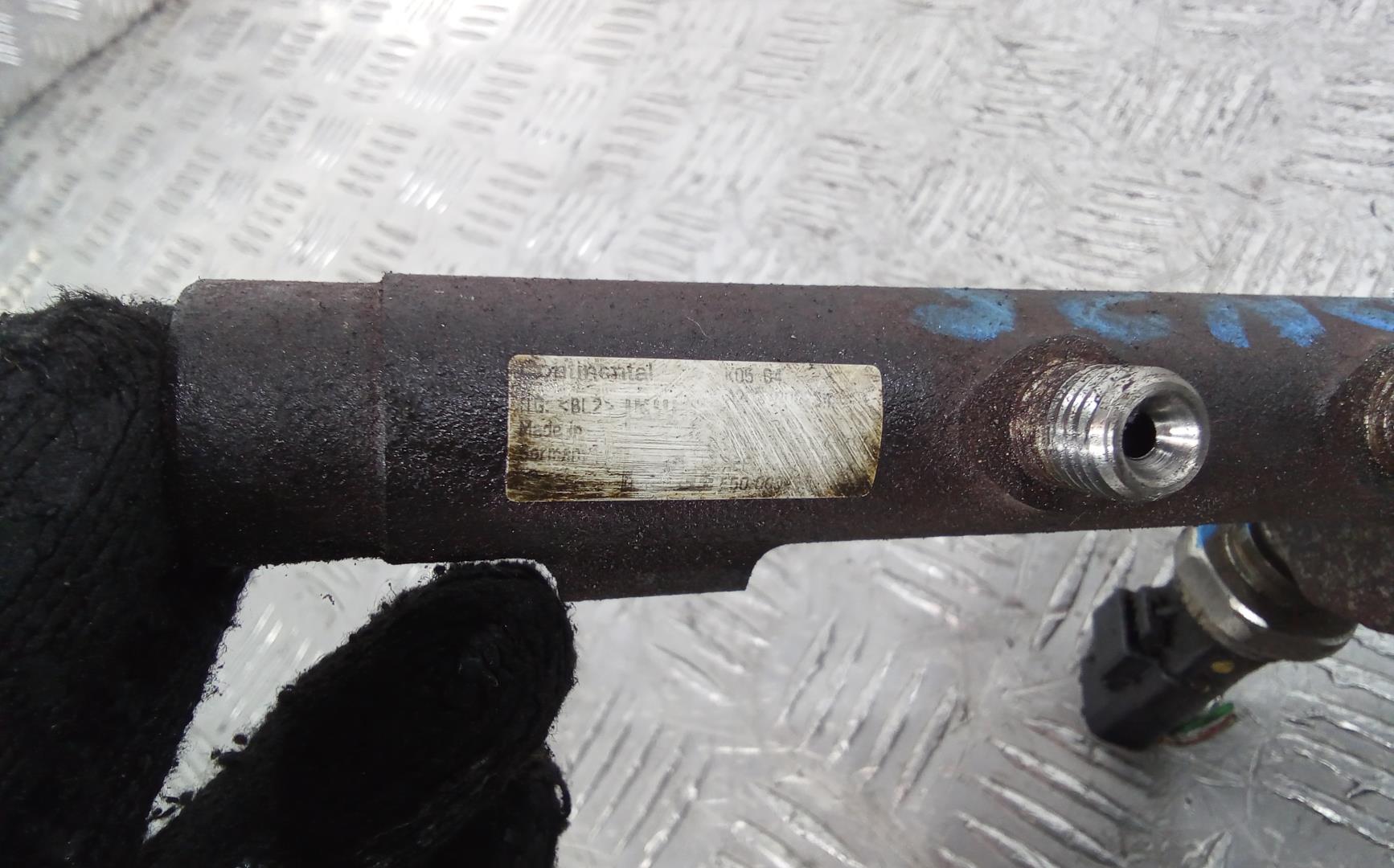 Рейка топливная (рампа)