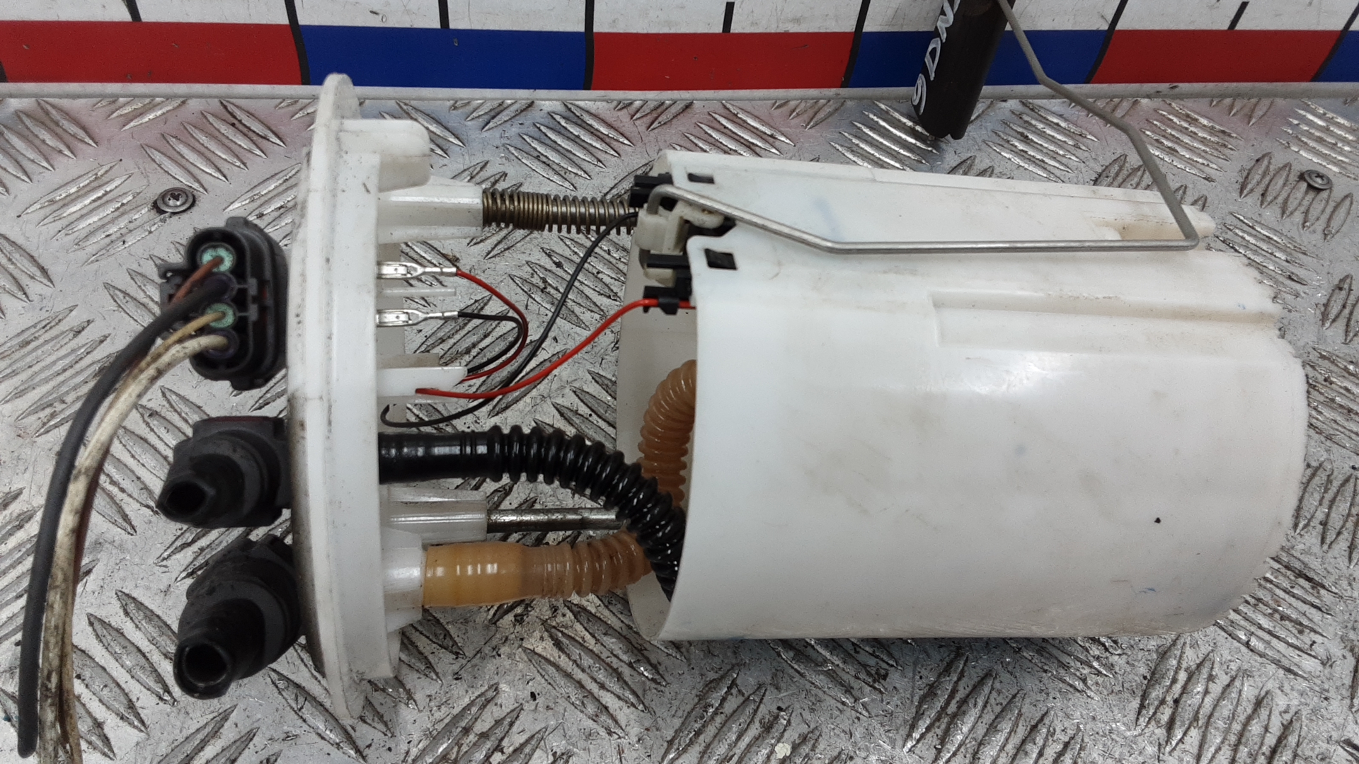 Насос топливный электрический