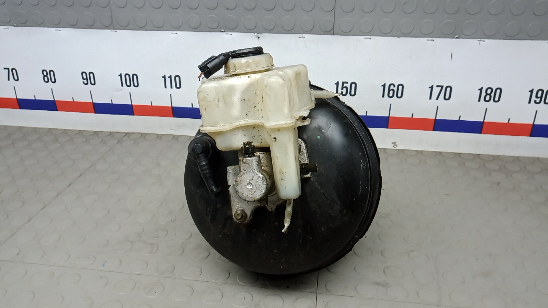 Усилитель тормозов вакуумный