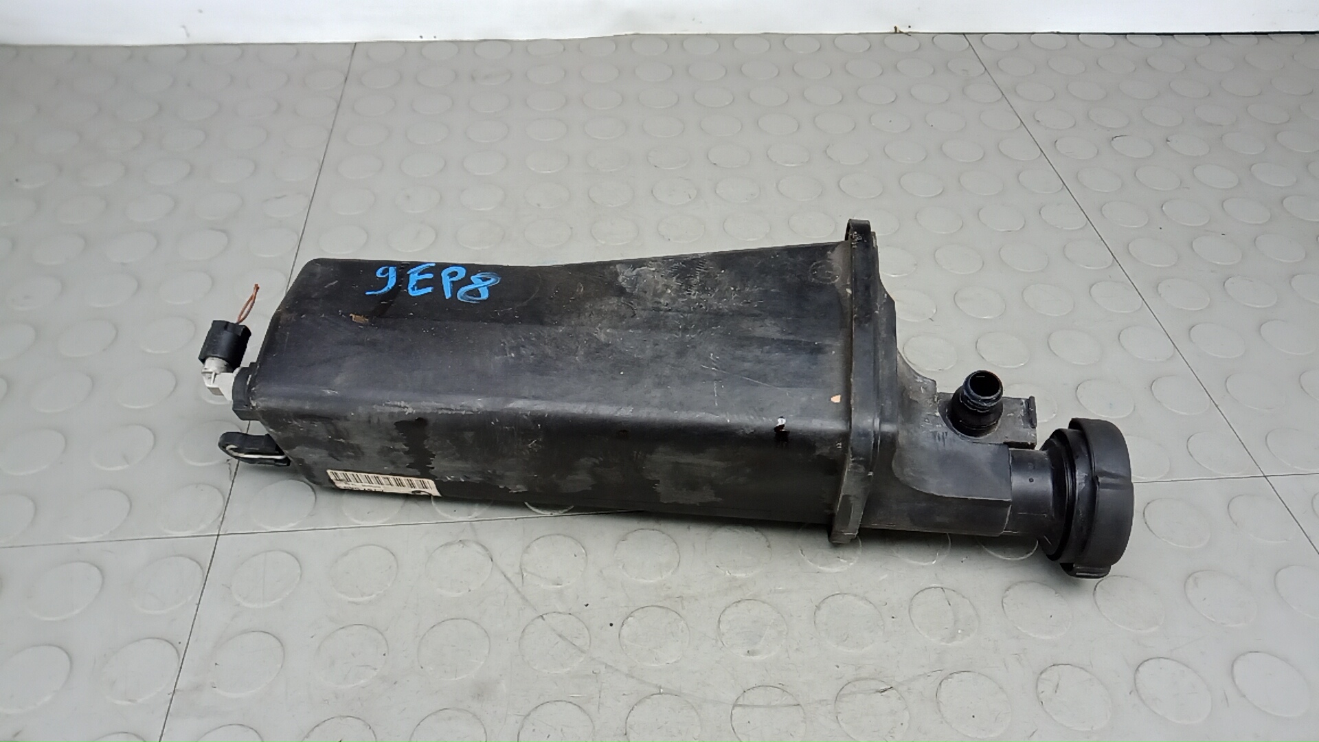 Бачок расширительный