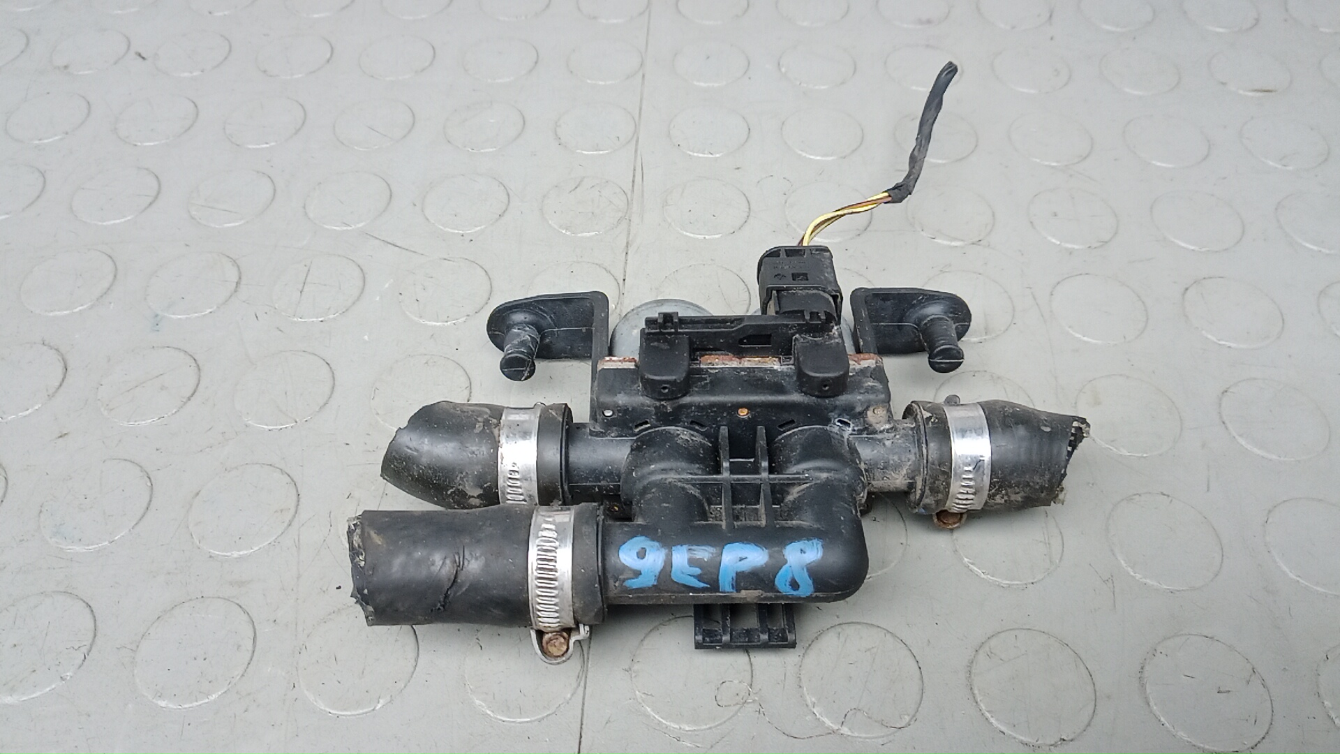 Кран переключающий