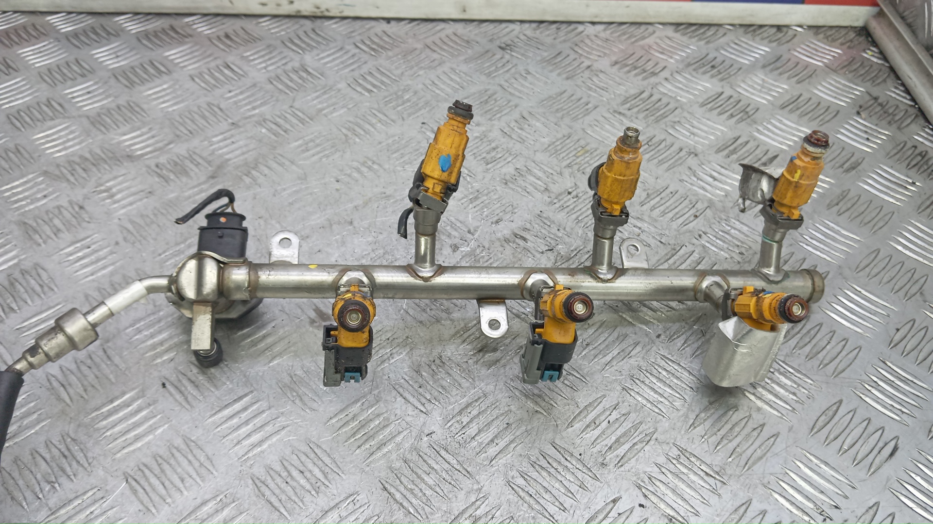 Рейка топливная (рампа)