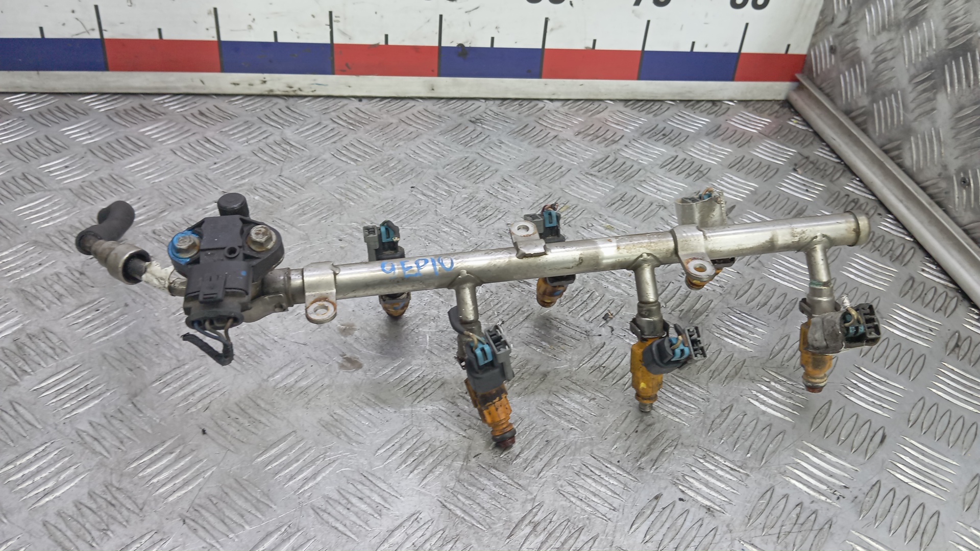 Рейка топливная (рампа)