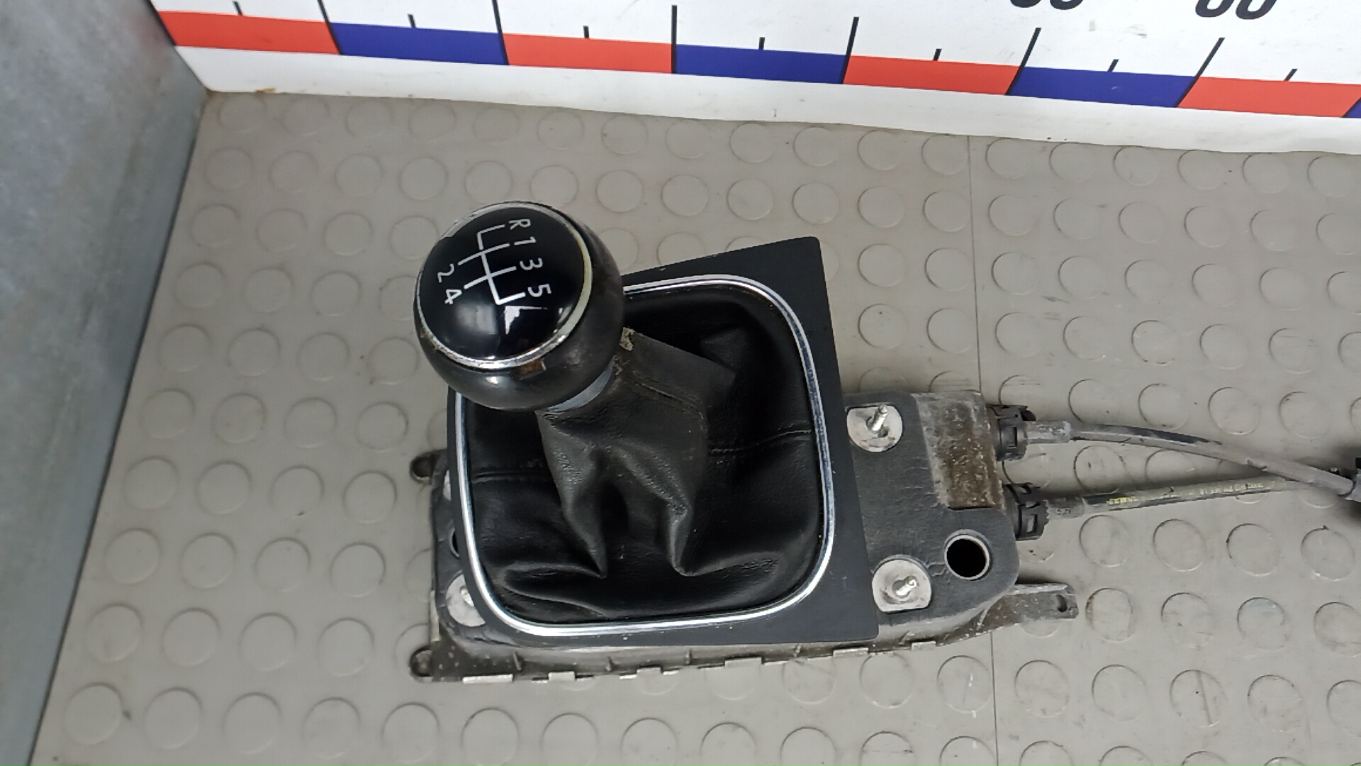 Кулиса МКПП / АКПП