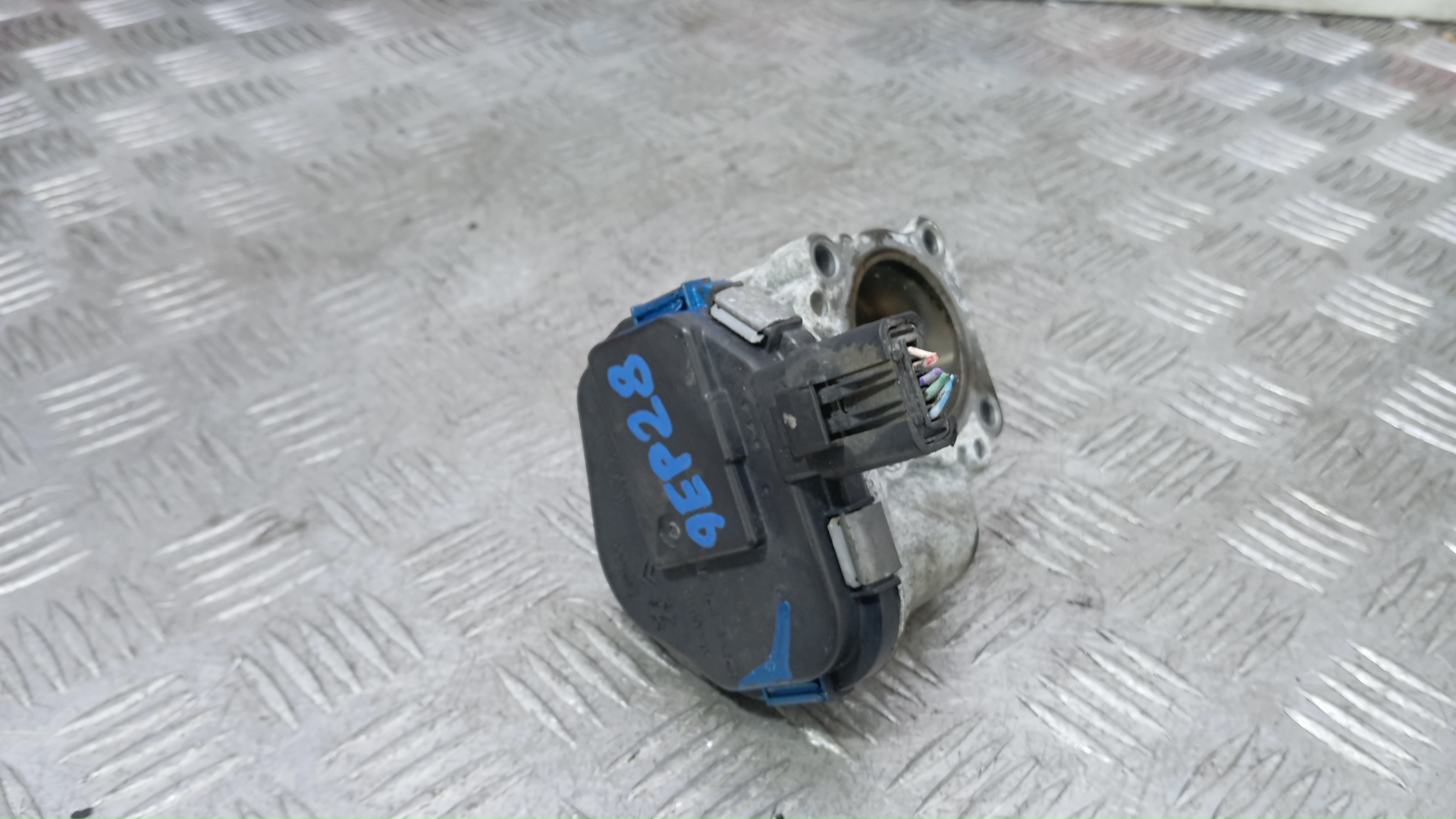 Заслонка дроссельная электрическая