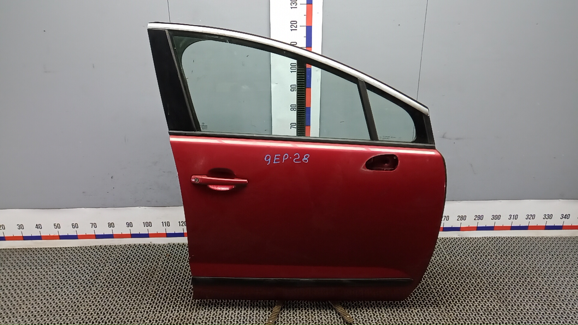 Дверь передняя правая