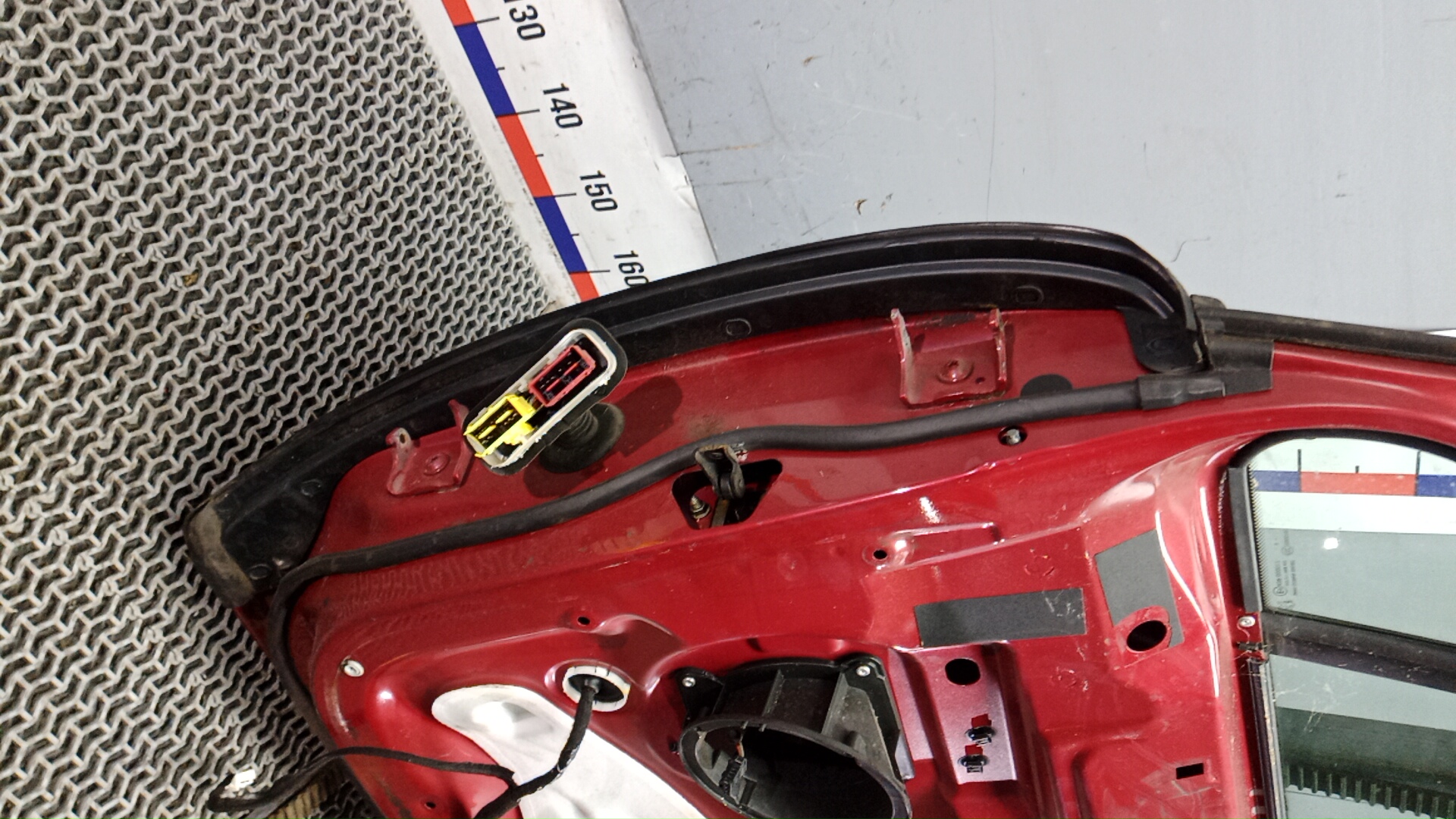 Дверь передняя правая