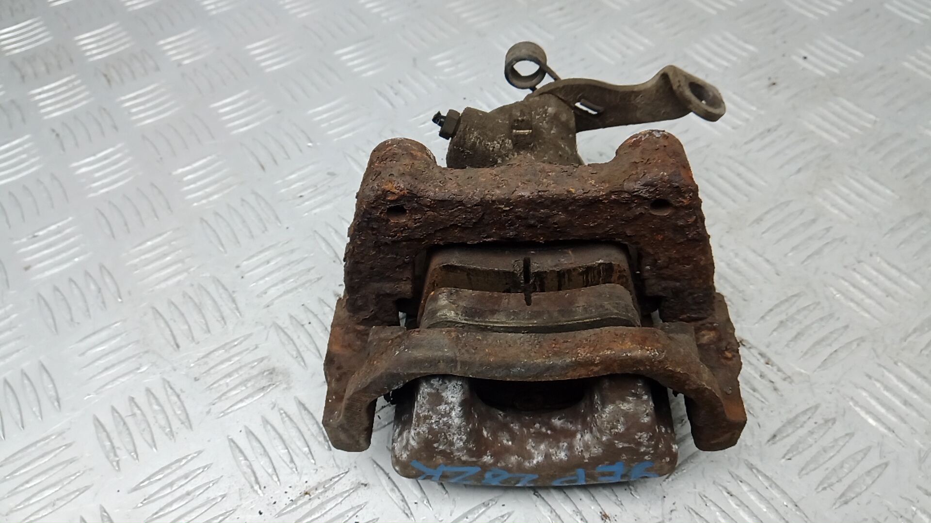 Суппорт задний правый