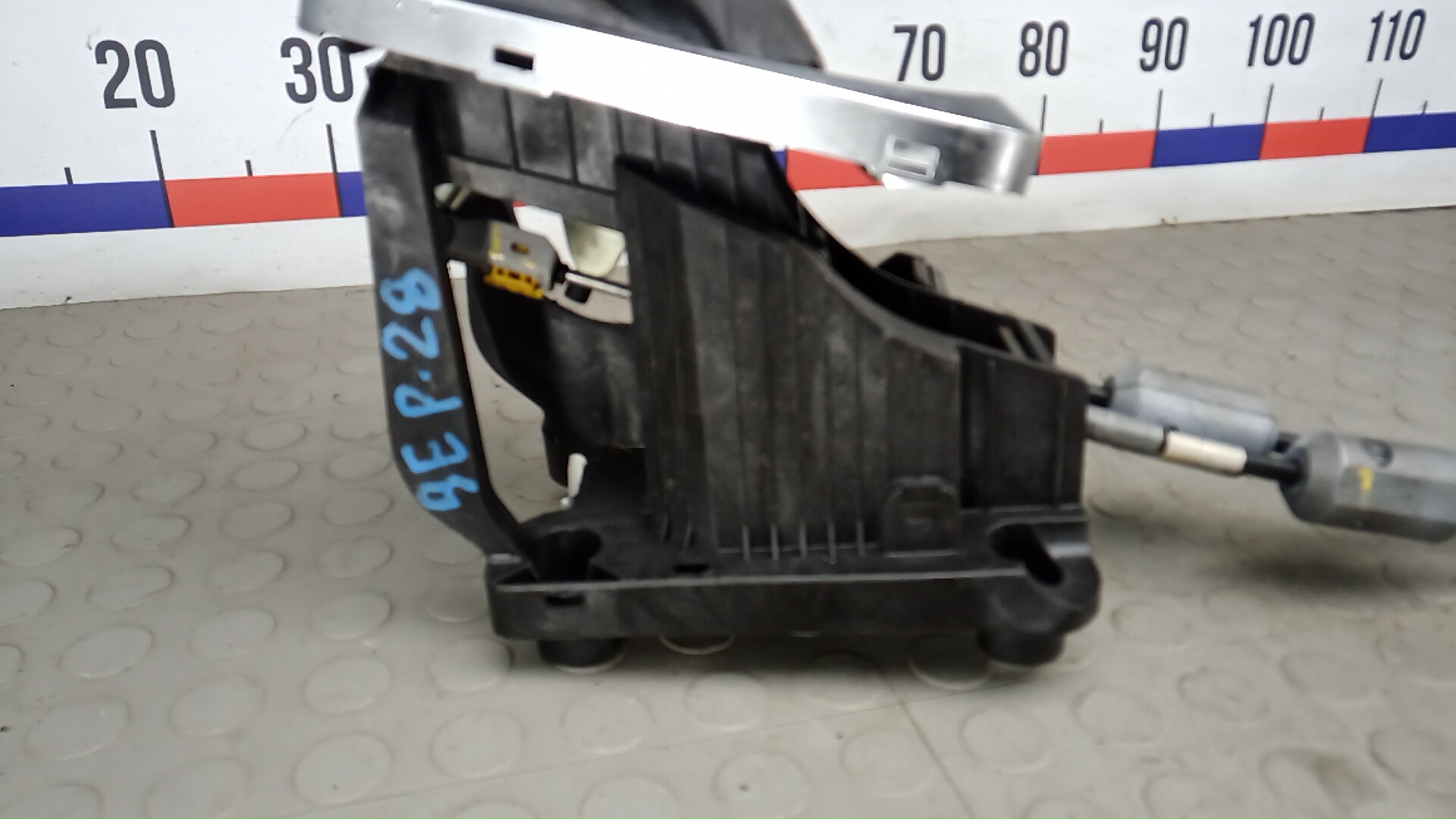 Кулиса МКПП / АКПП