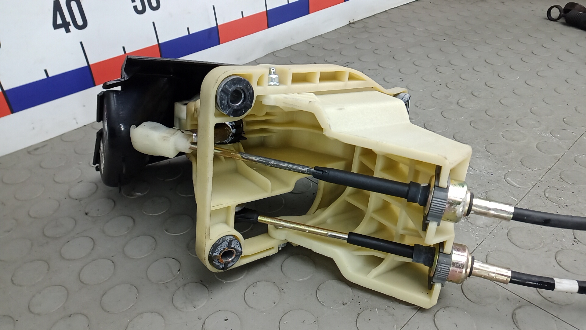 Кулиса МКПП / АКПП