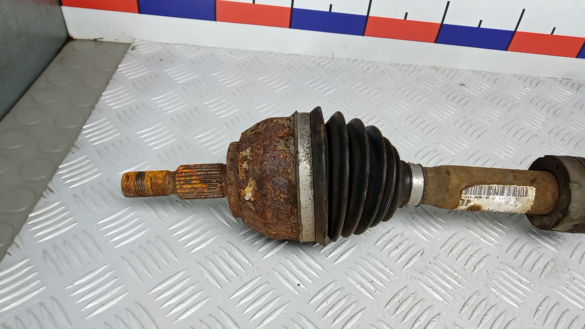 Полуось передняя правая