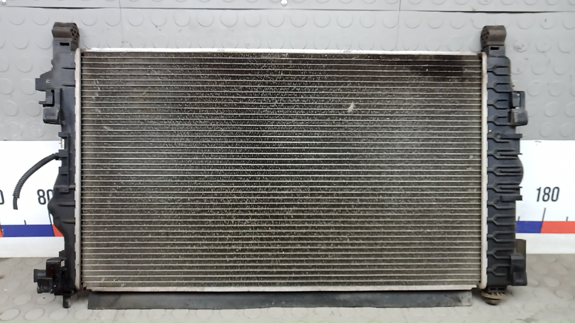 Радиатор охлаждения двигателя основной