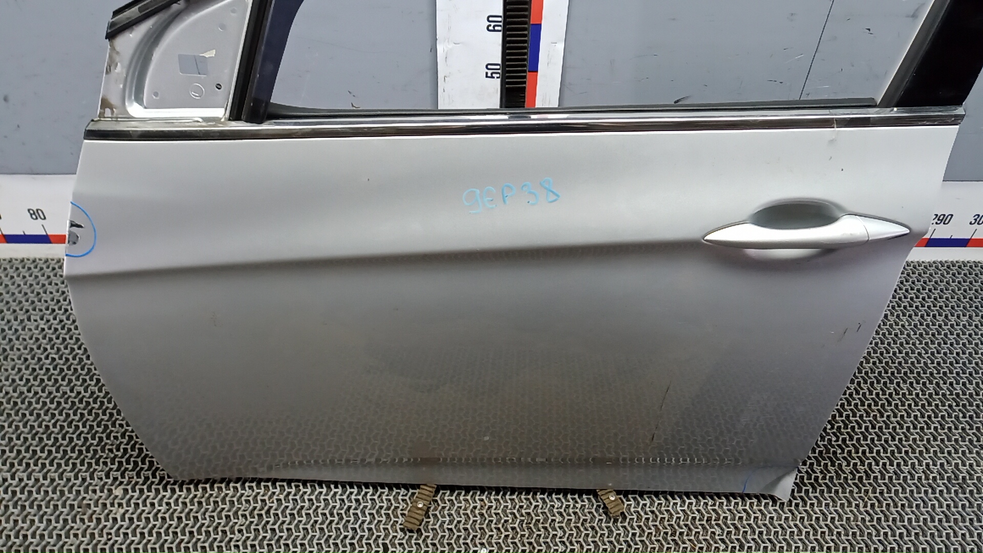 Дверь передняя левая