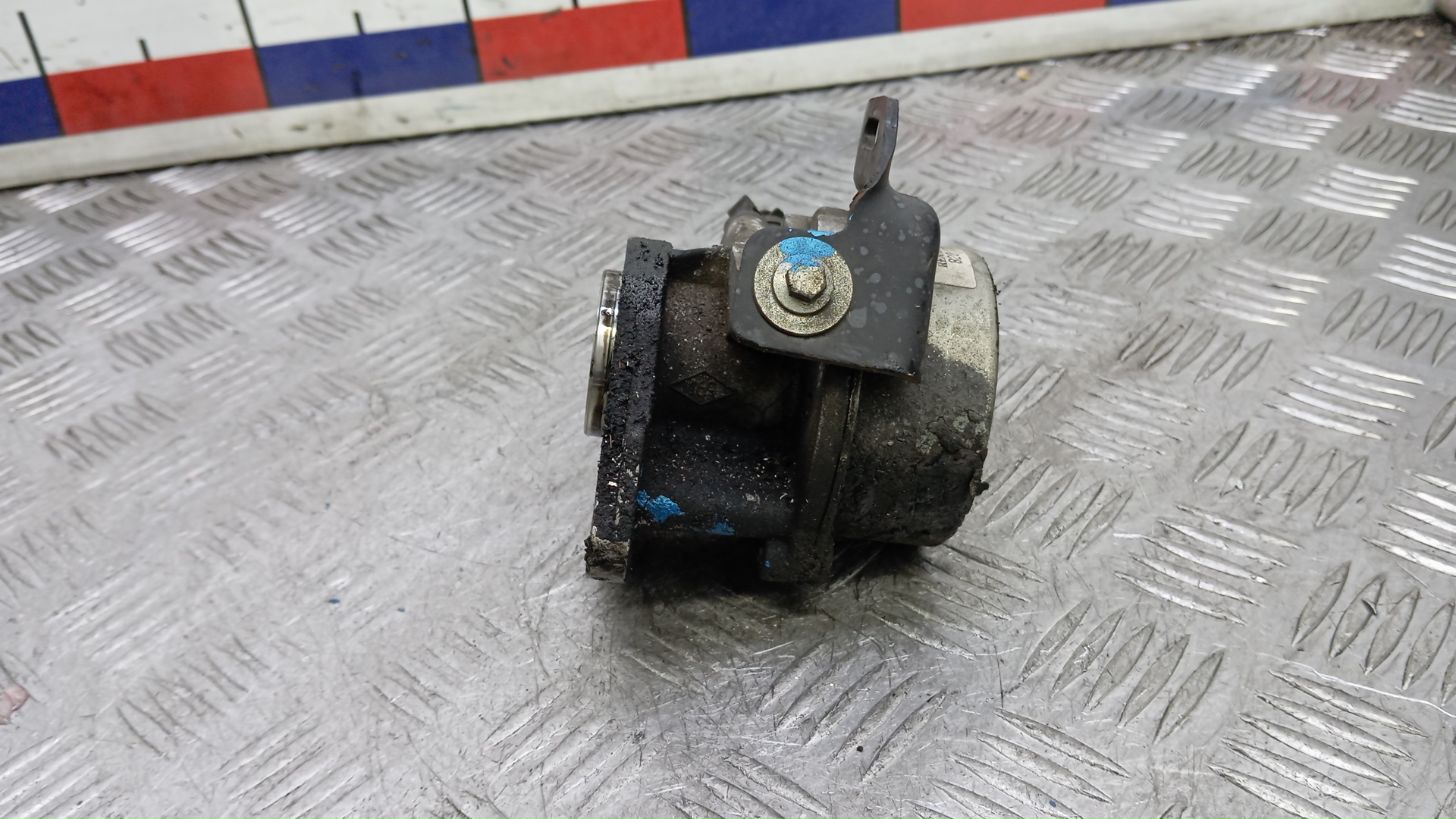 Насос вакуумный