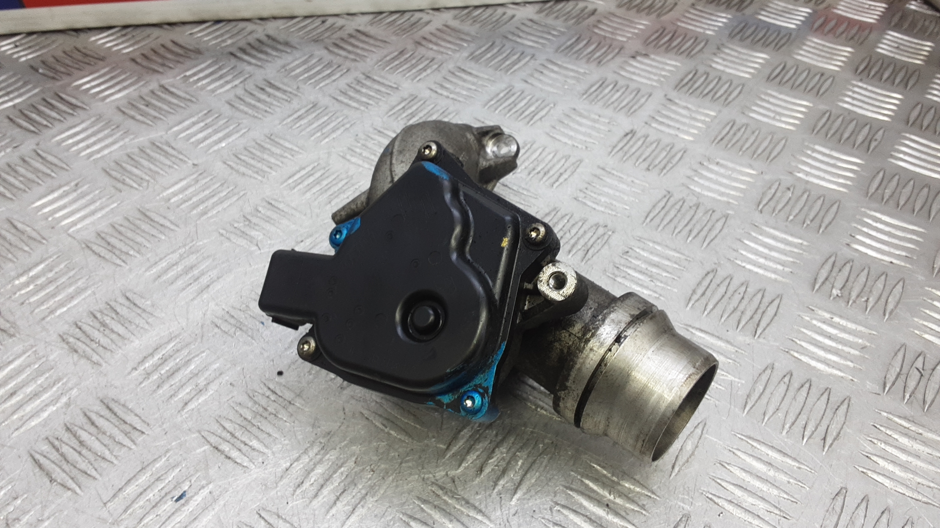 Заслонка дроссельная электрическая