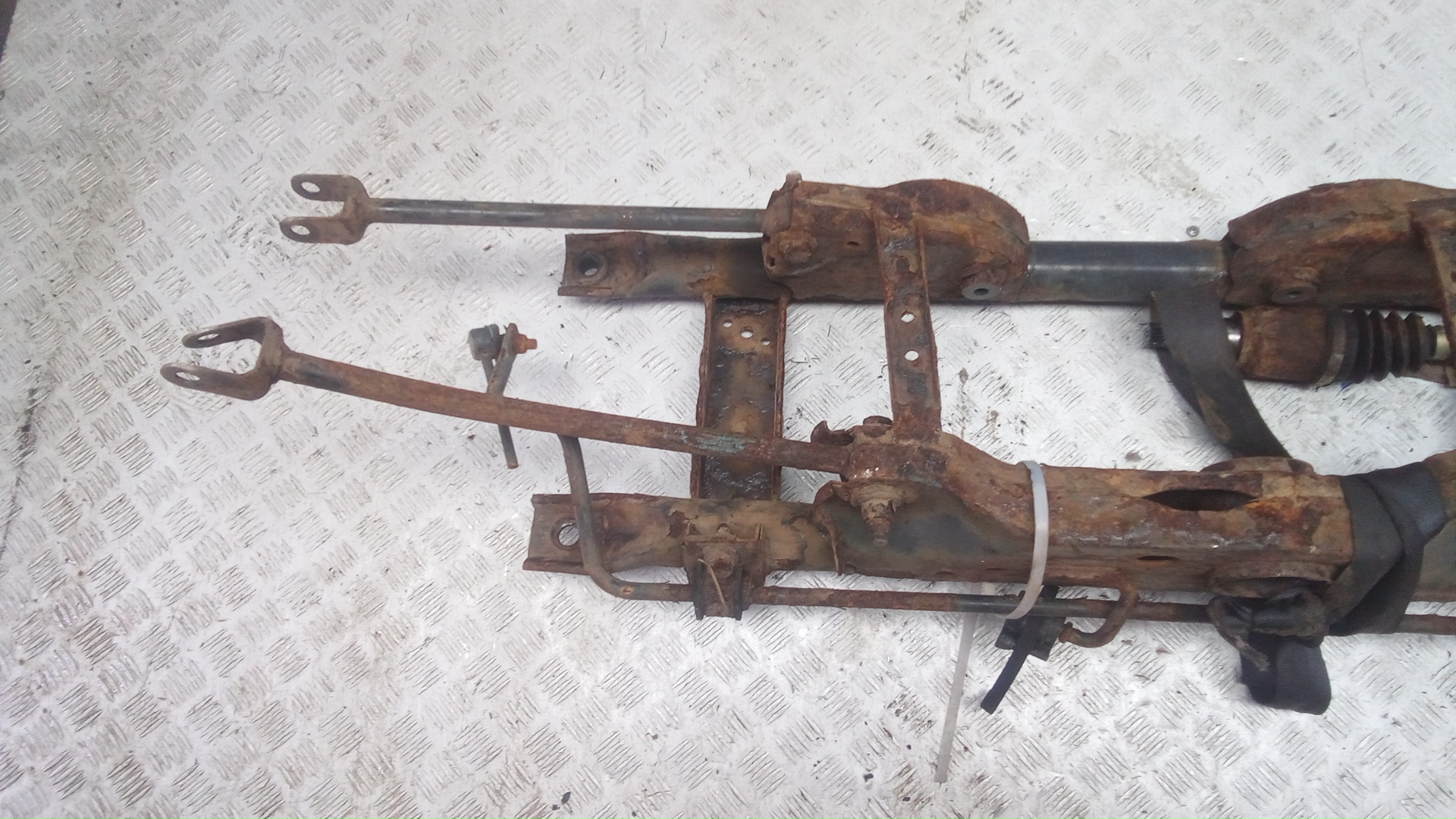 Мост задний