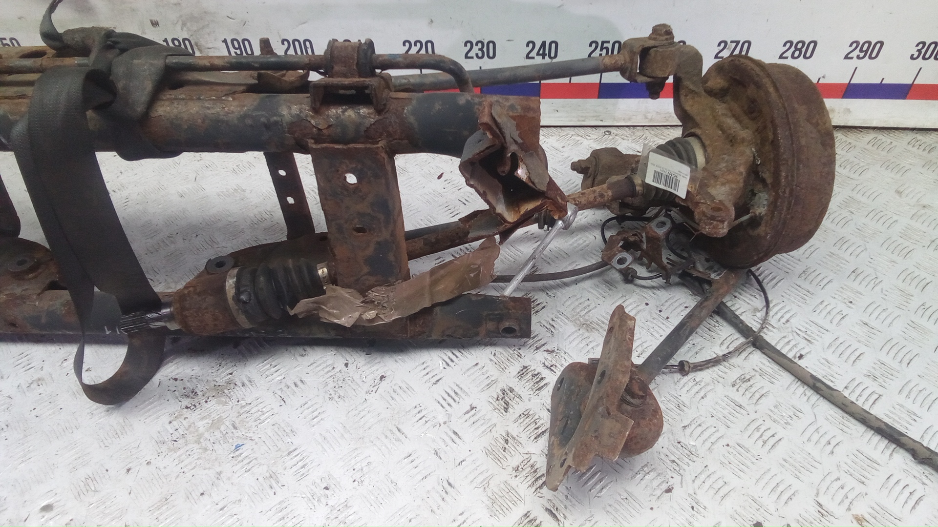 Мост задний