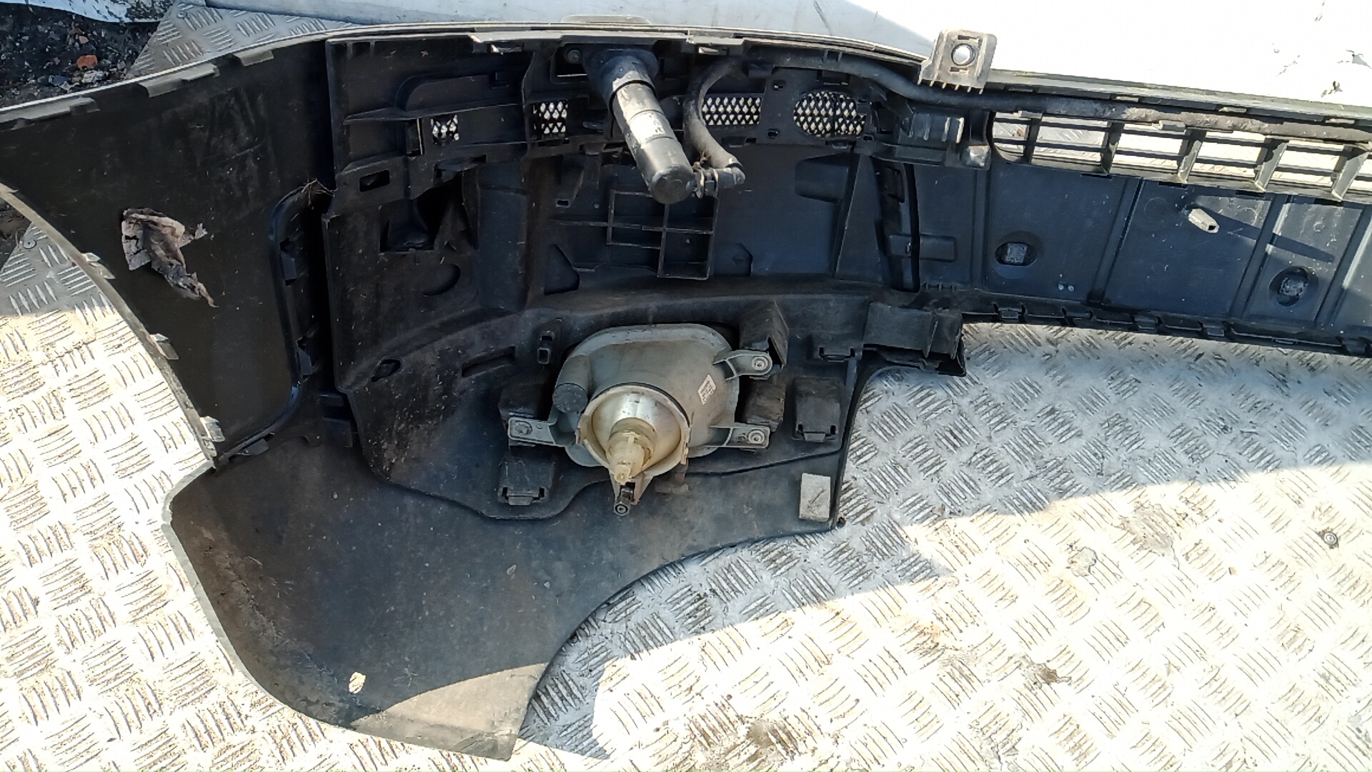 Бампер передний