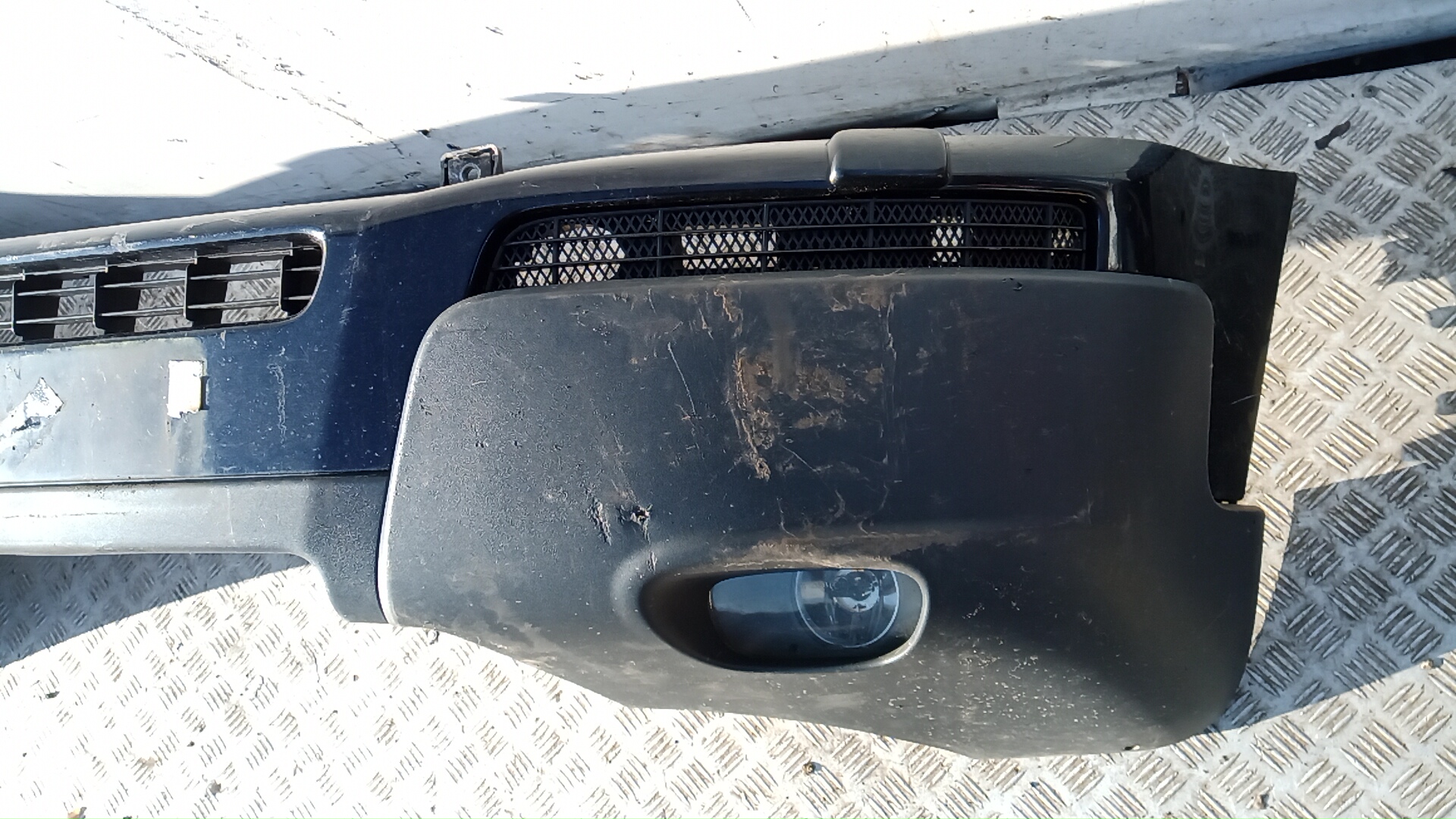 Бампер передний