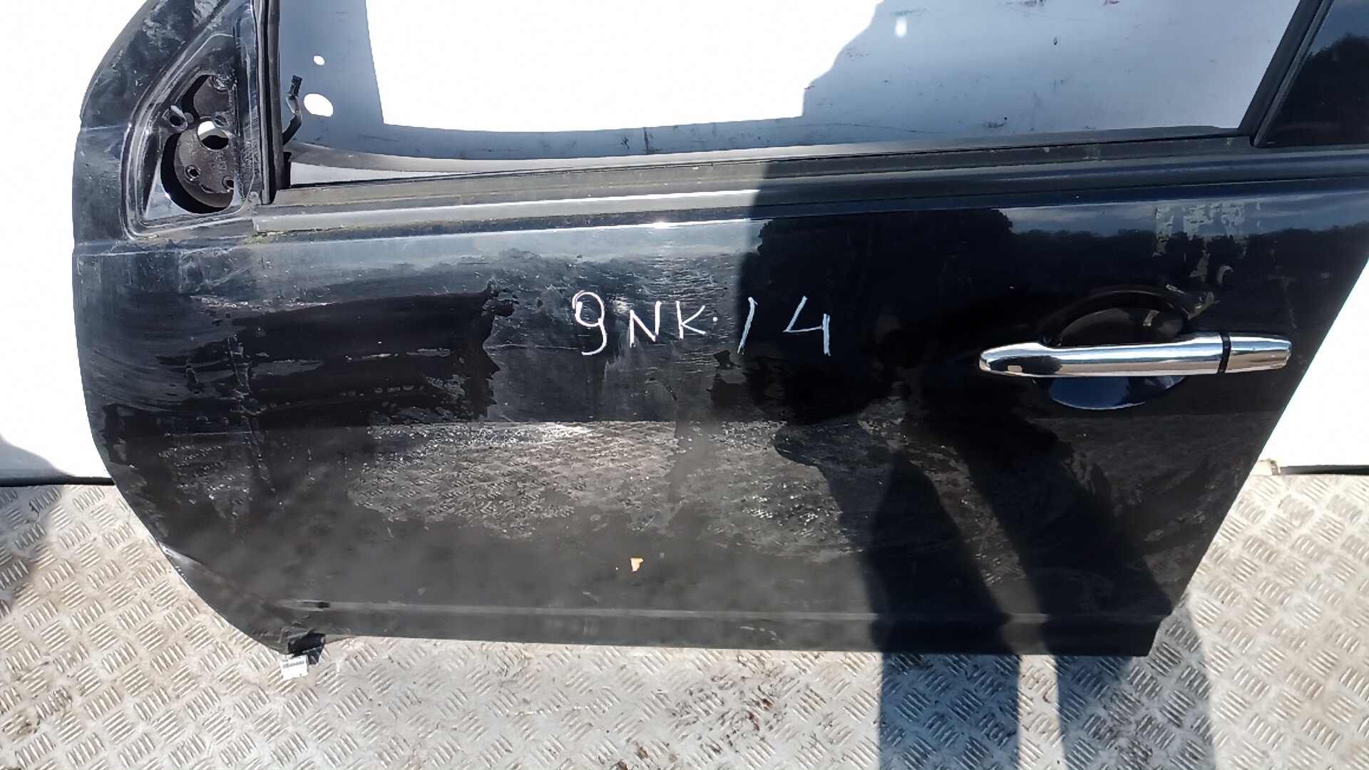 Дверь передняя левая