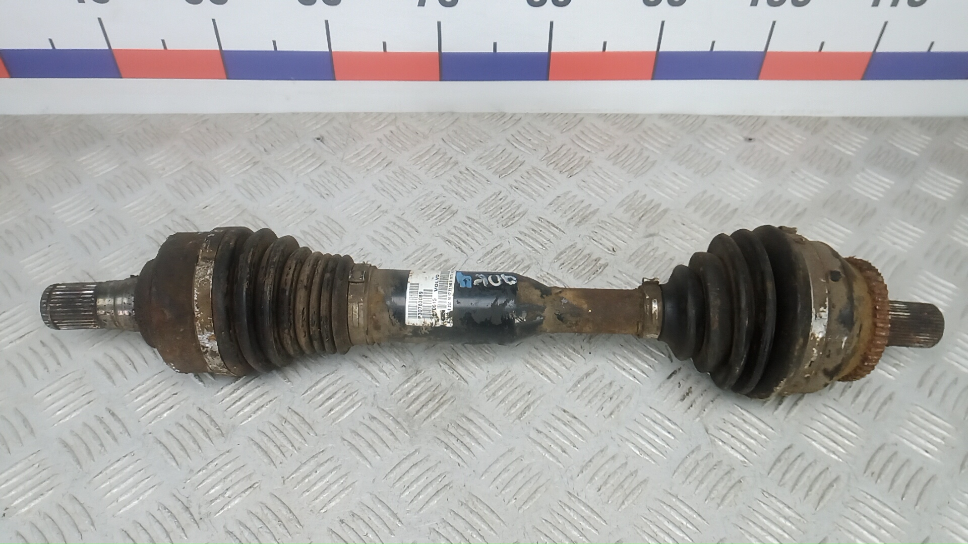 Полуось передняя левая