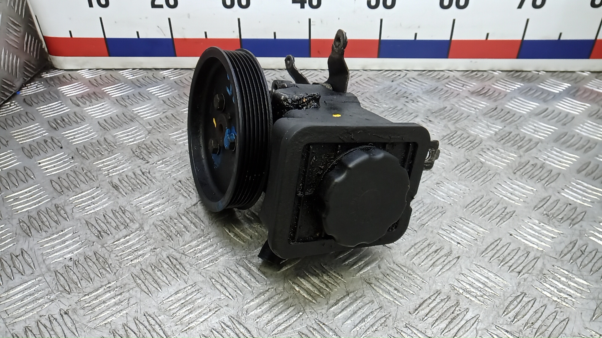 Насос ГУР (гидроусилитель руля)