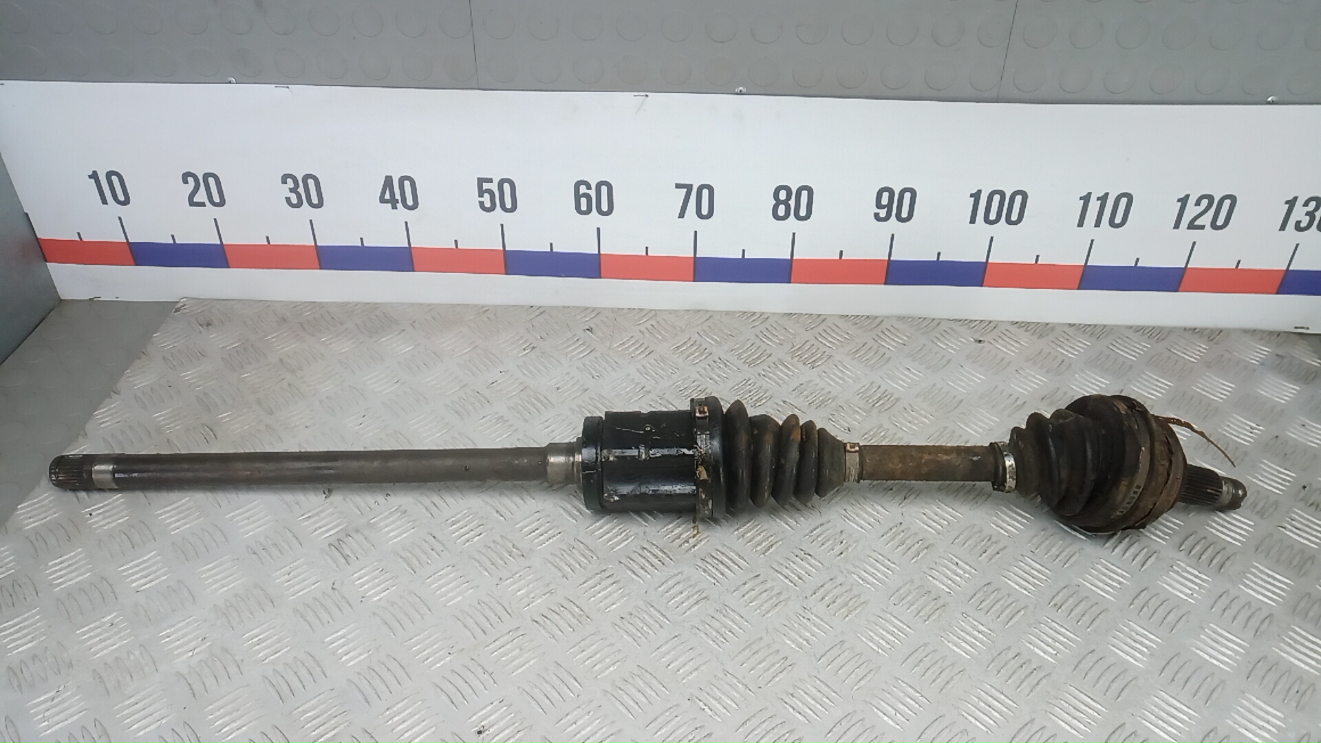 Полуось передняя правая