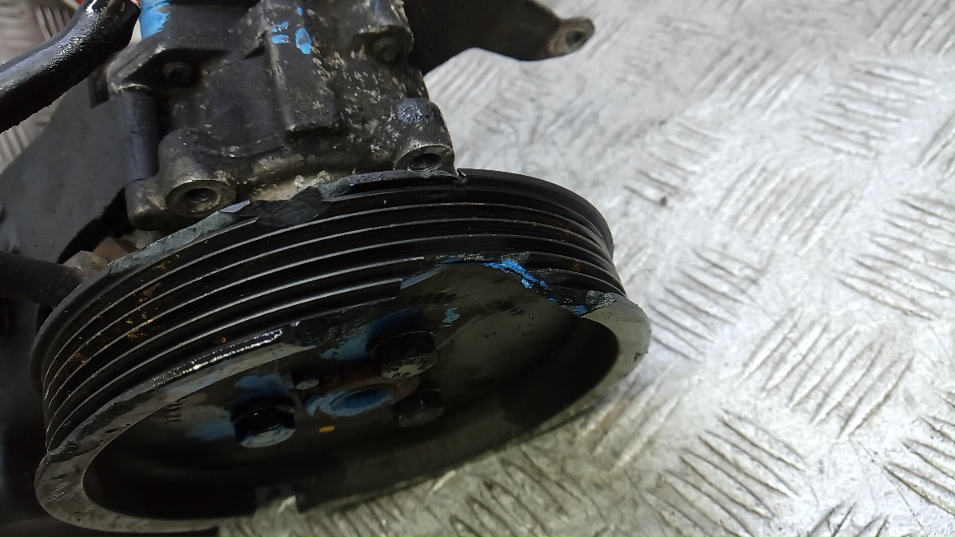 Насос ГУР (гидроусилитель руля)