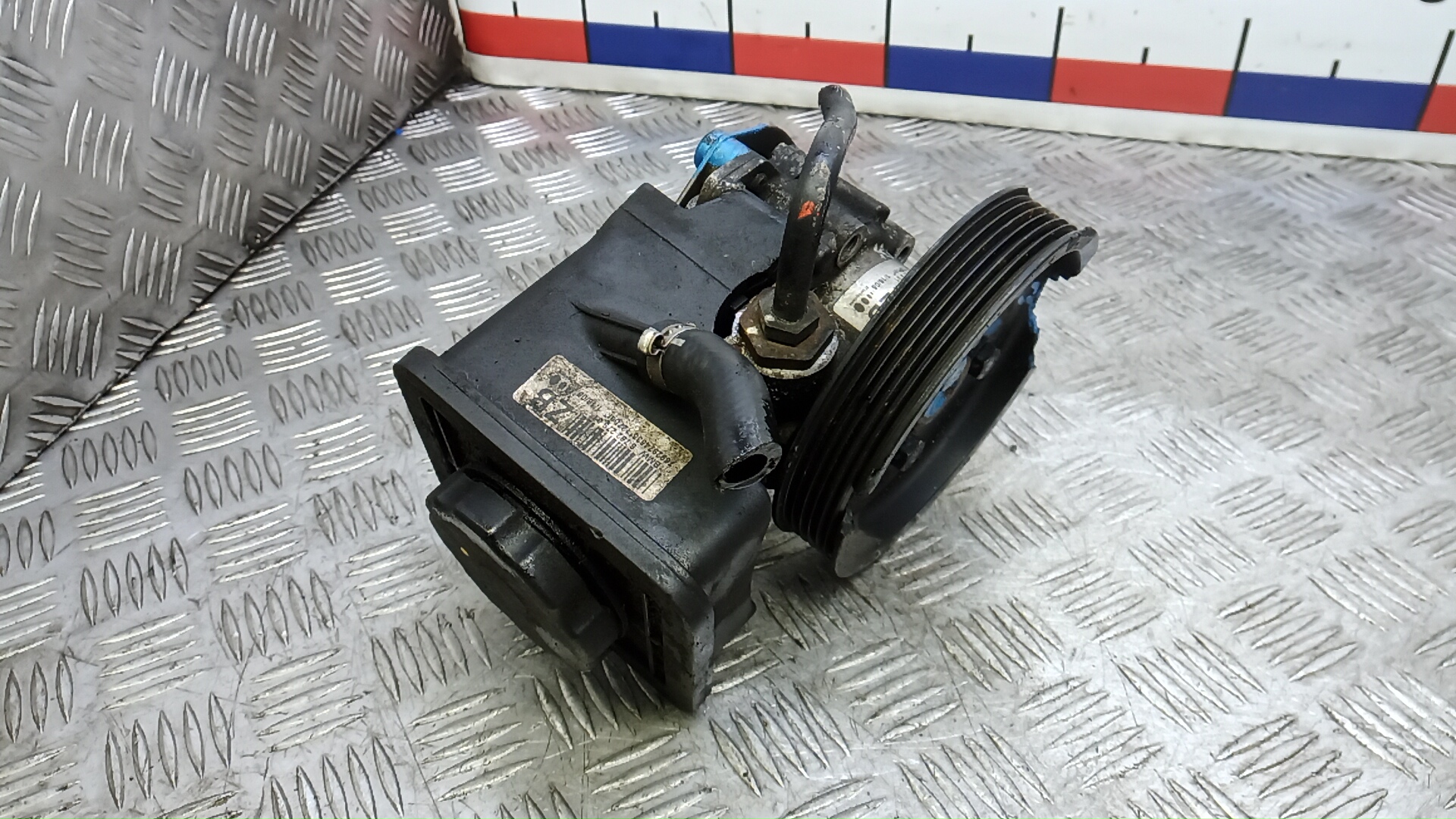 Насос ГУР (гидроусилитель руля)