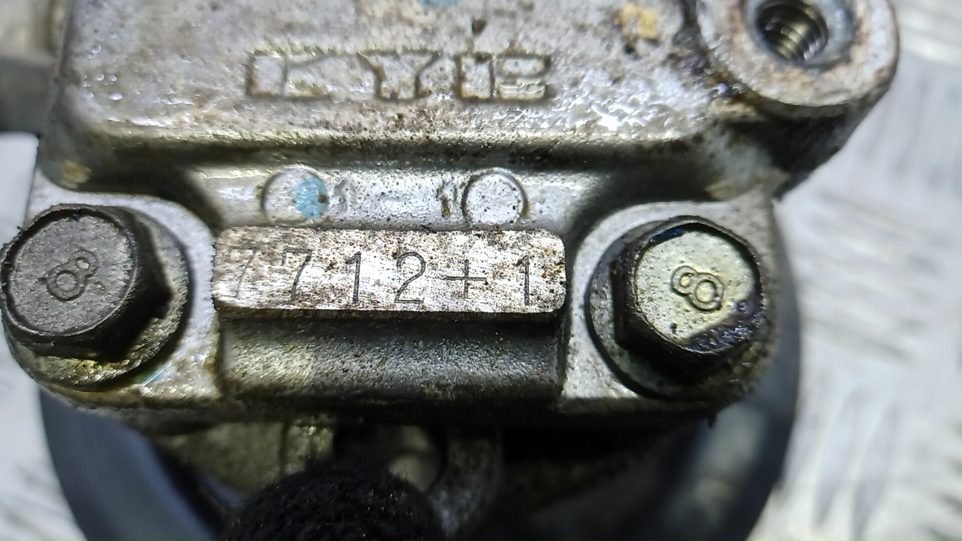 Насос ГУР (гидроусилитель руля)