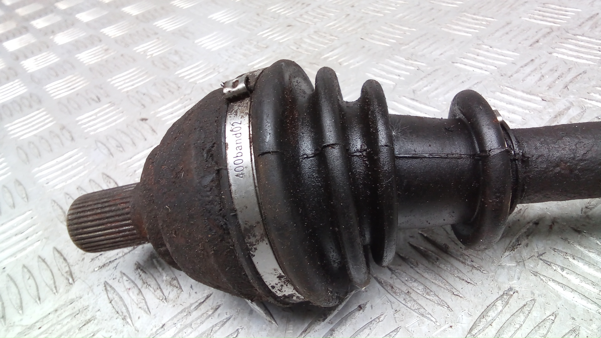 Полуось передняя левая