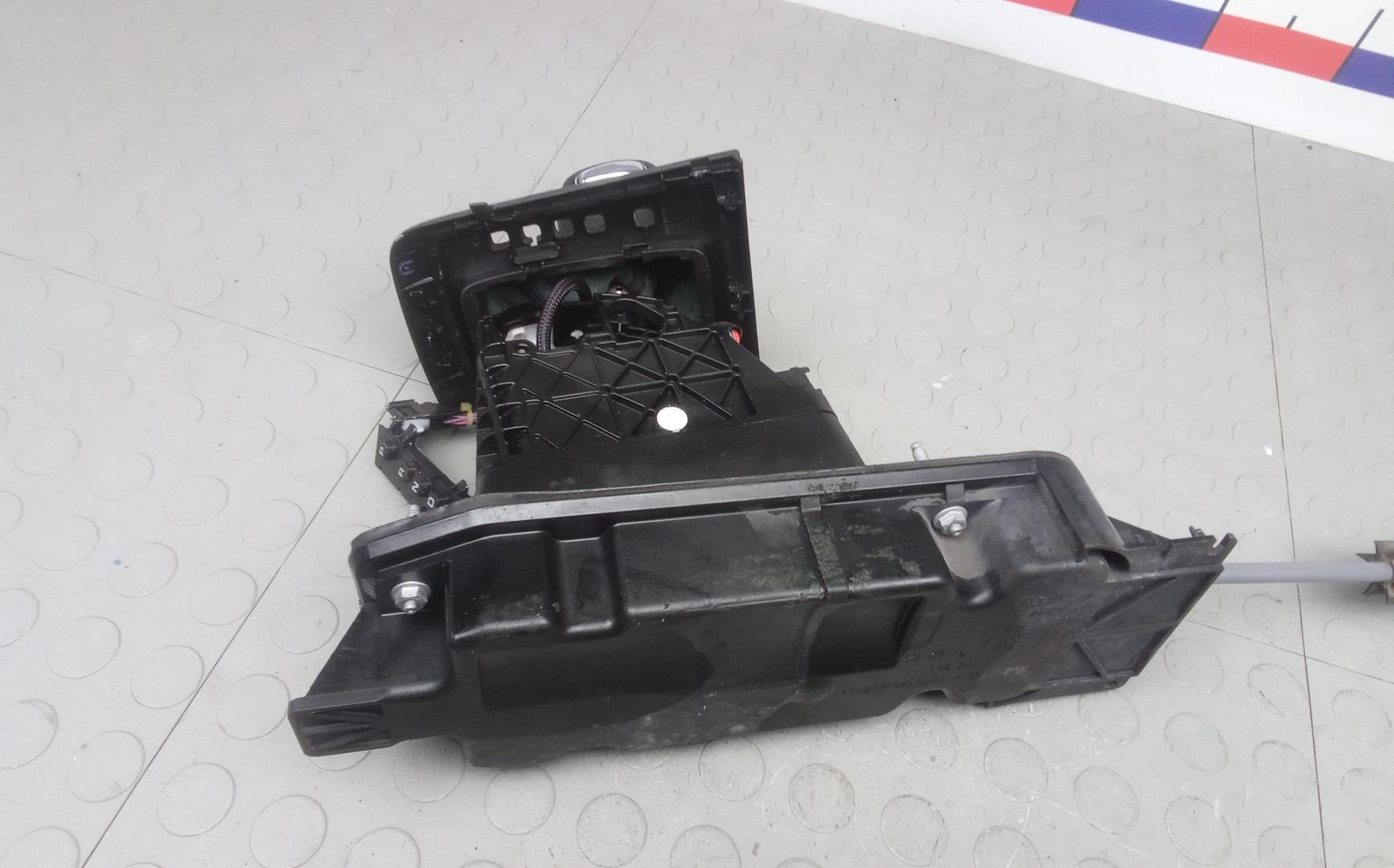 Кулиса МКПП / АКПП