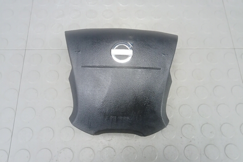 Подушка безопасности в рулевое колесо