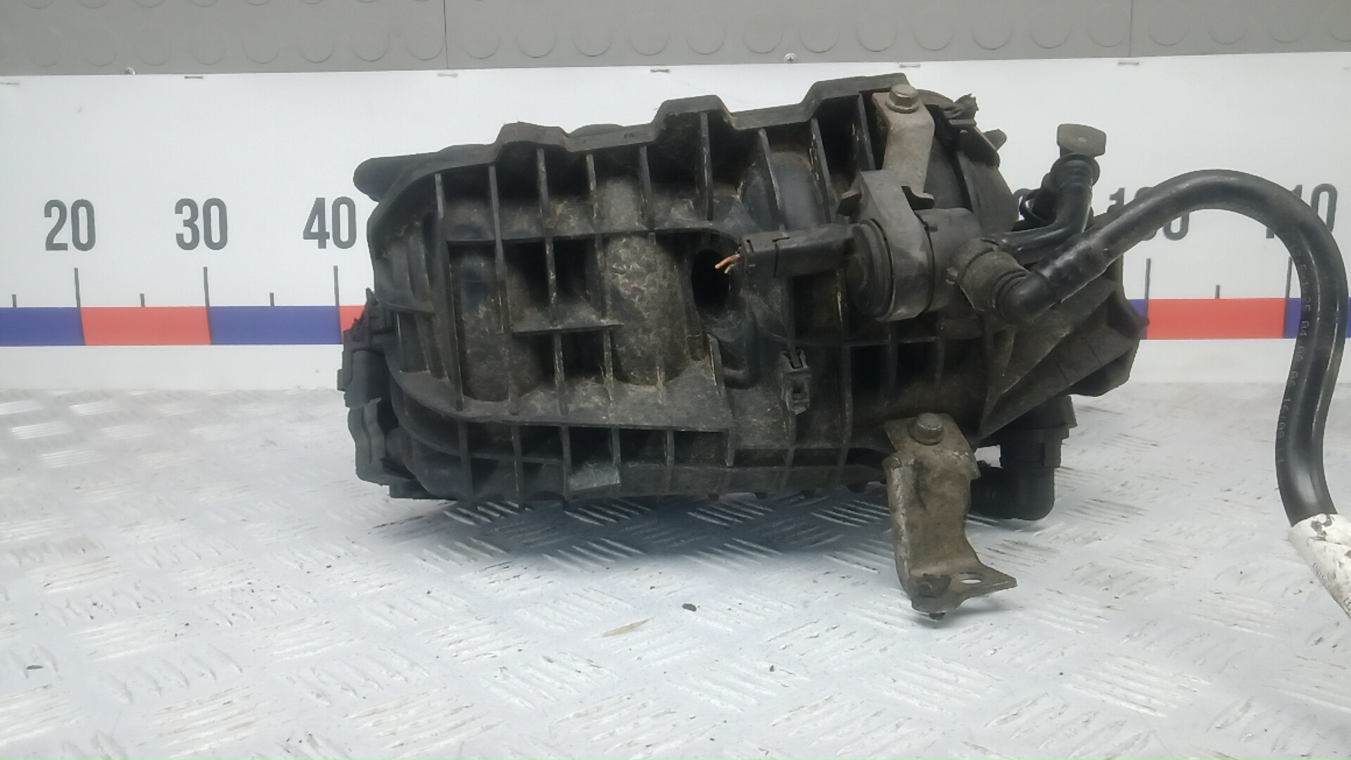 Коллектор впускной