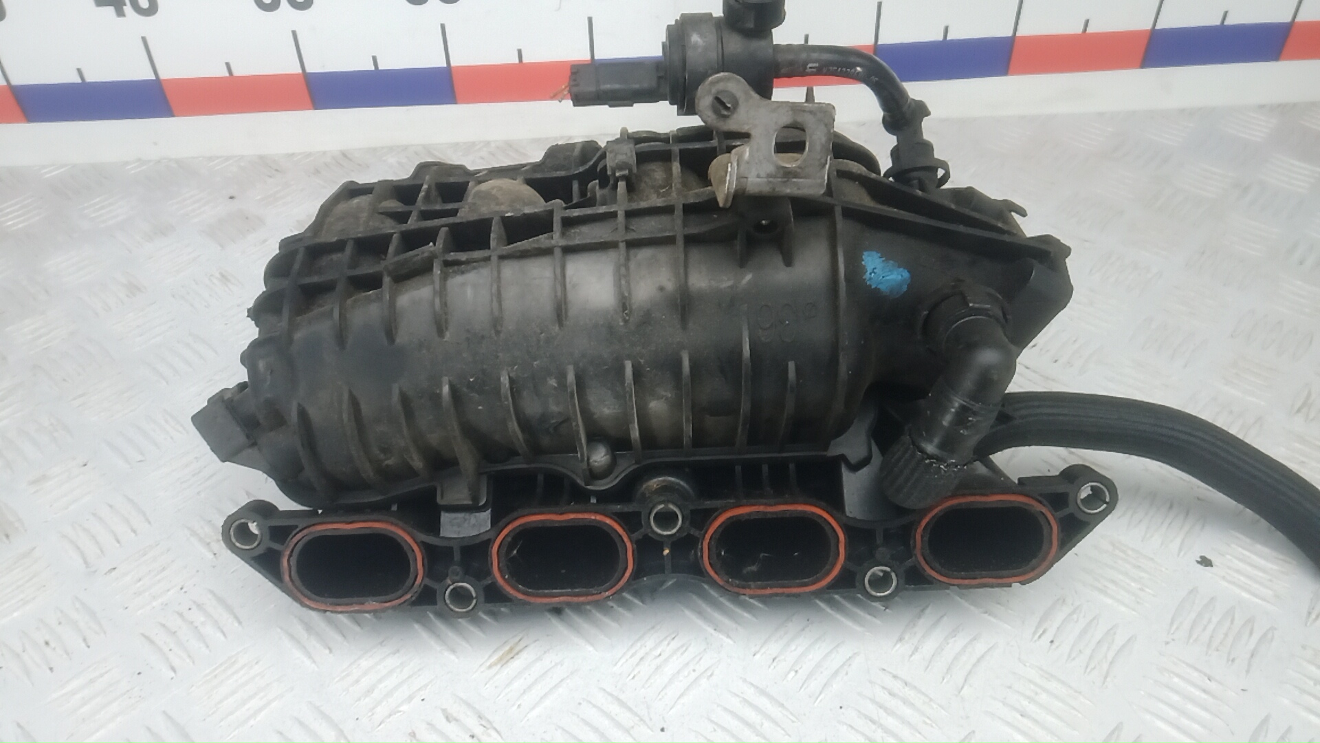 Коллектор впускной