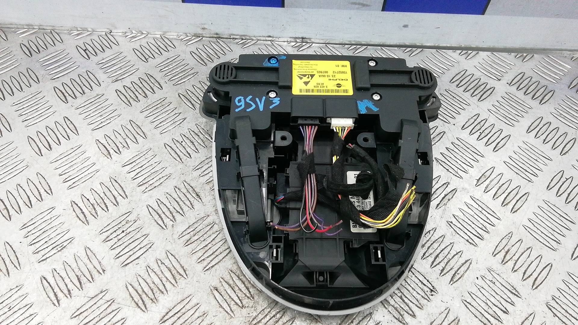 Плафон салонный