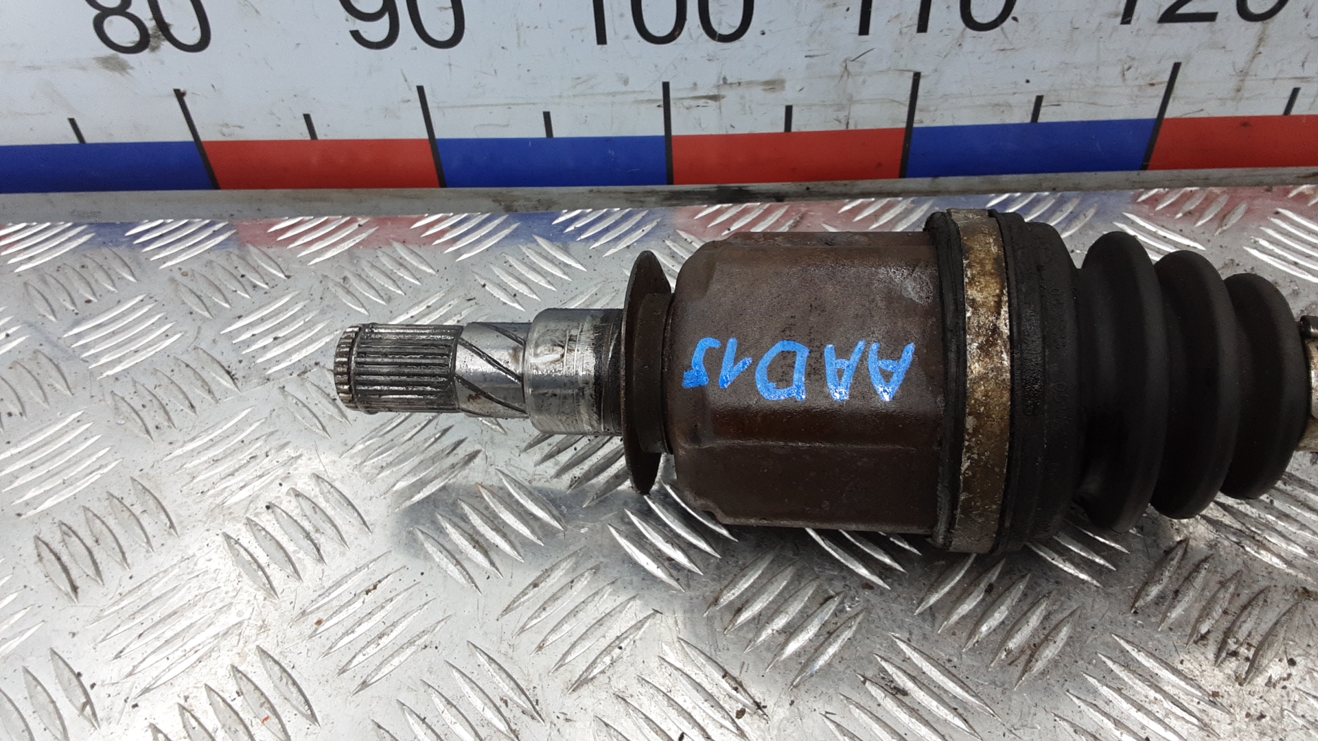 Полуось передняя левая